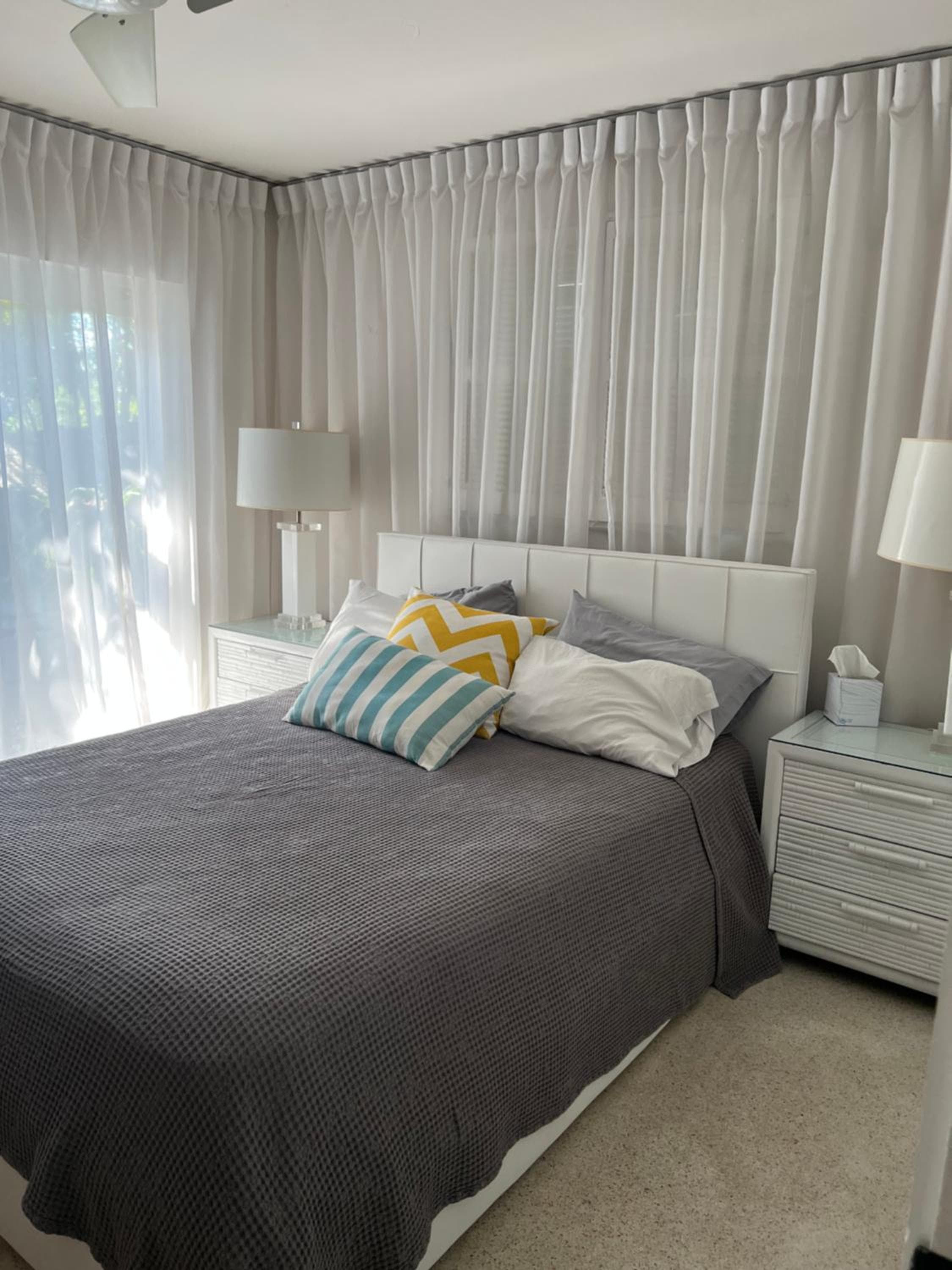 New! Waterfront Heated Pool, Fishing Pier, Designer Touches, 2mi to Beach — 25