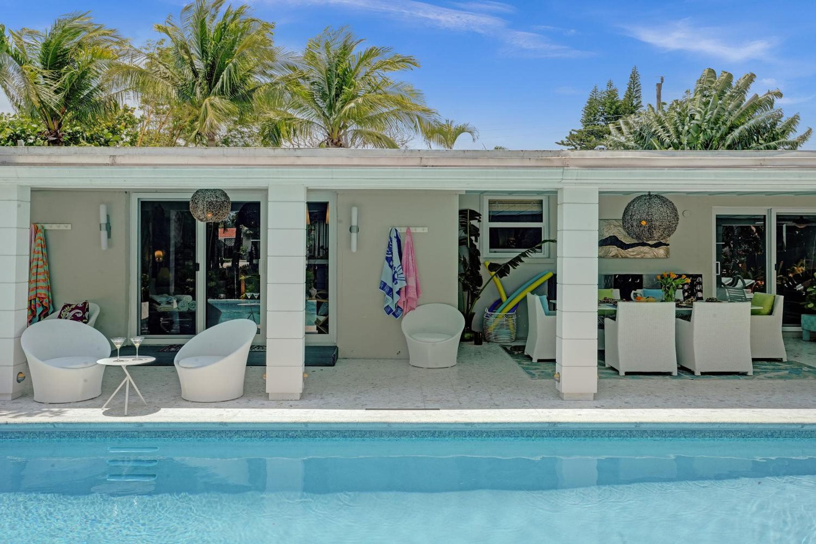 New! Waterfront Heated Pool, Fishing Pier, Designer Touches, 2mi to Beach — 10
