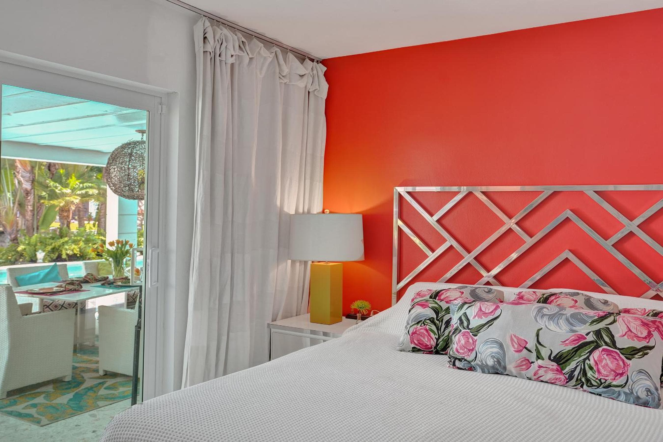 New! Waterfront Heated Pool, Fishing Pier, Designer Touches, 2mi to Beach — 21