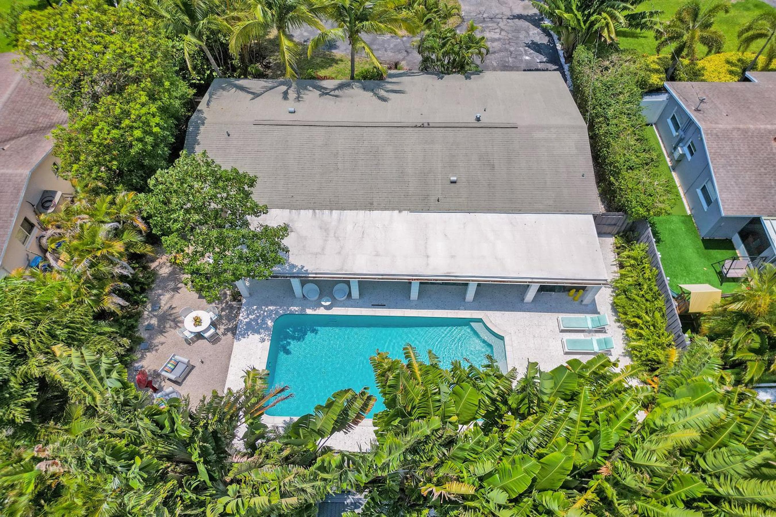 New! Waterfront Heated Pool, Fishing Pier, Designer Touches, 2mi to Beach — 7
