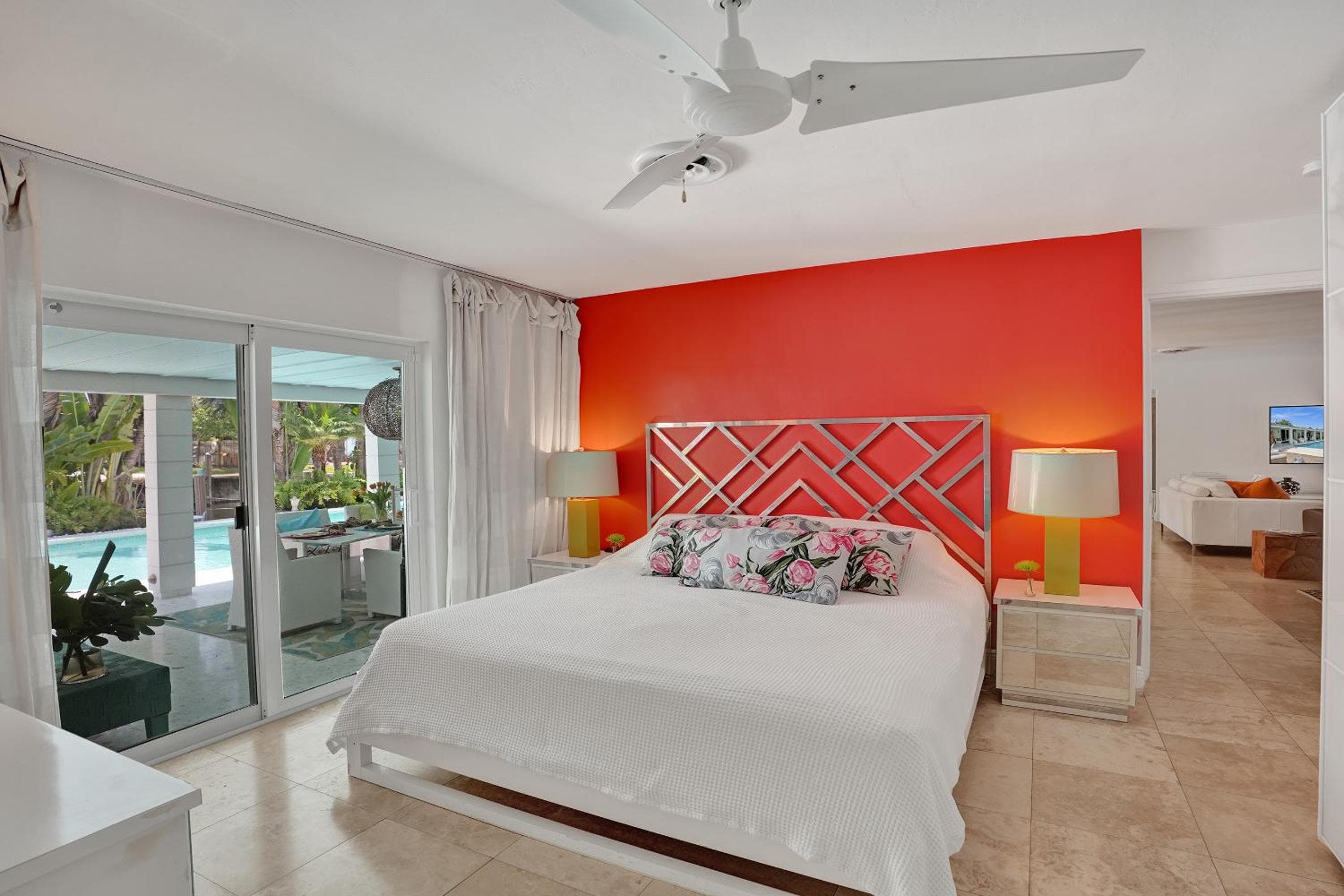 New! Waterfront Heated Pool, Fishing Pier, Designer Touches, 2mi to Beach — 15