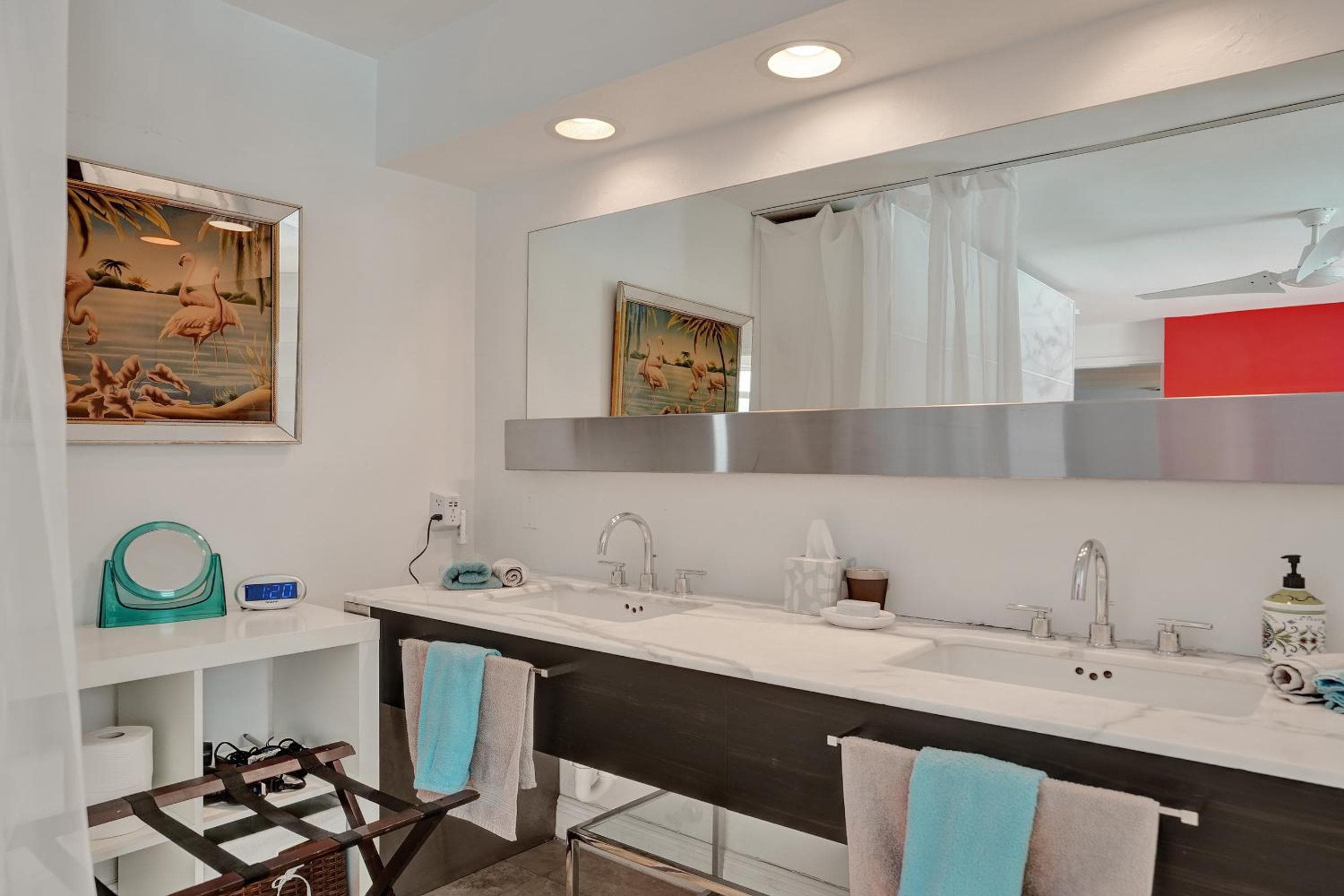 New! Waterfront Heated Pool, Fishing Pier, Designer Touches, 2mi to Beach — 24