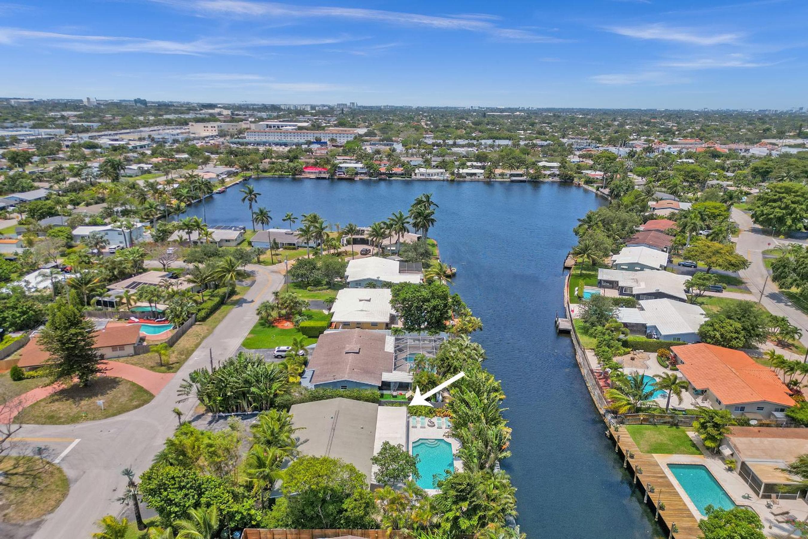 New! Waterfront Heated Pool, Fishing Pier, Designer Touches, 2mi to Beach — 6