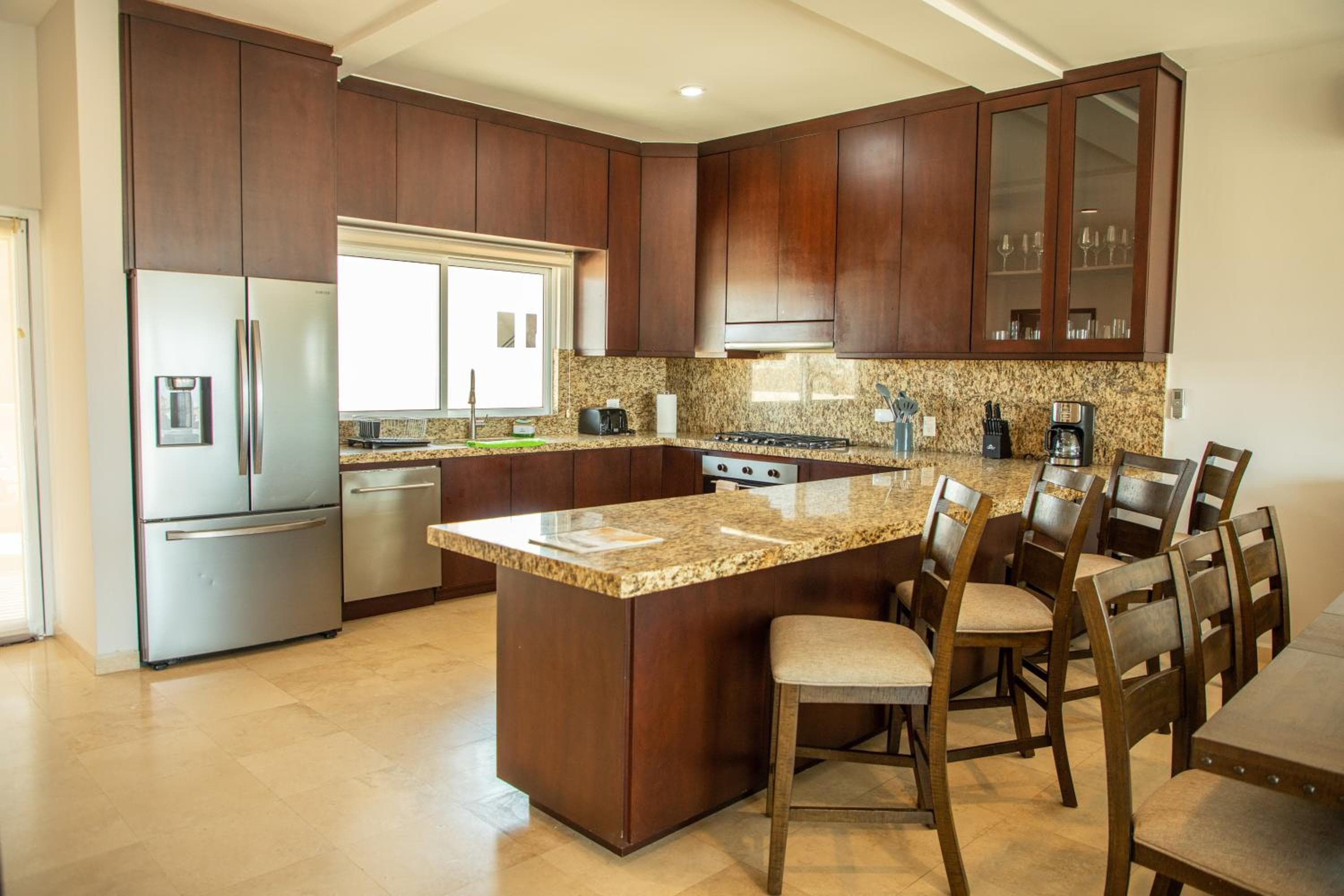 113 Big Town House For Family W Pool — 6