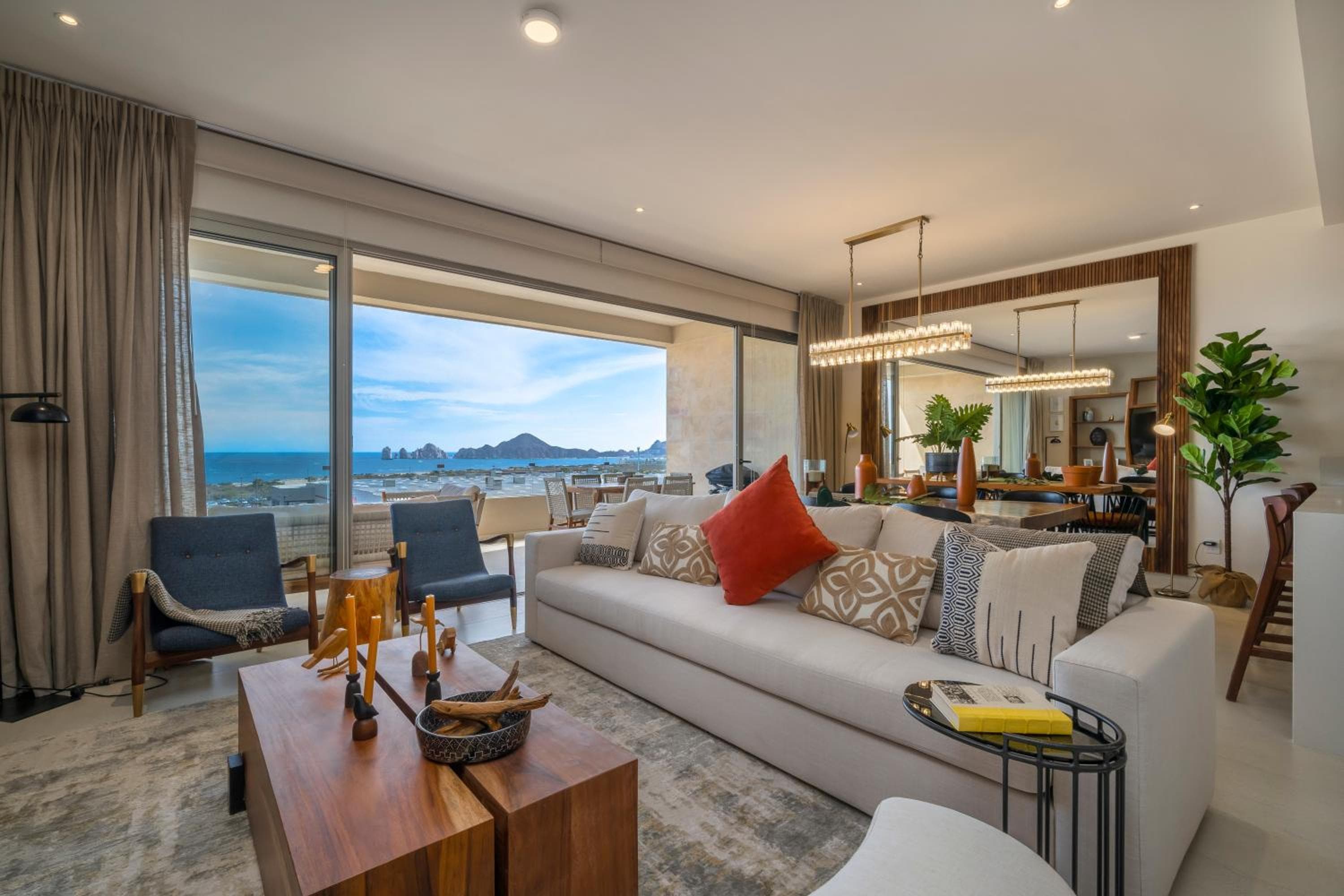 Luxury Condo with Ocean View, Balcony, and Pool — 22
