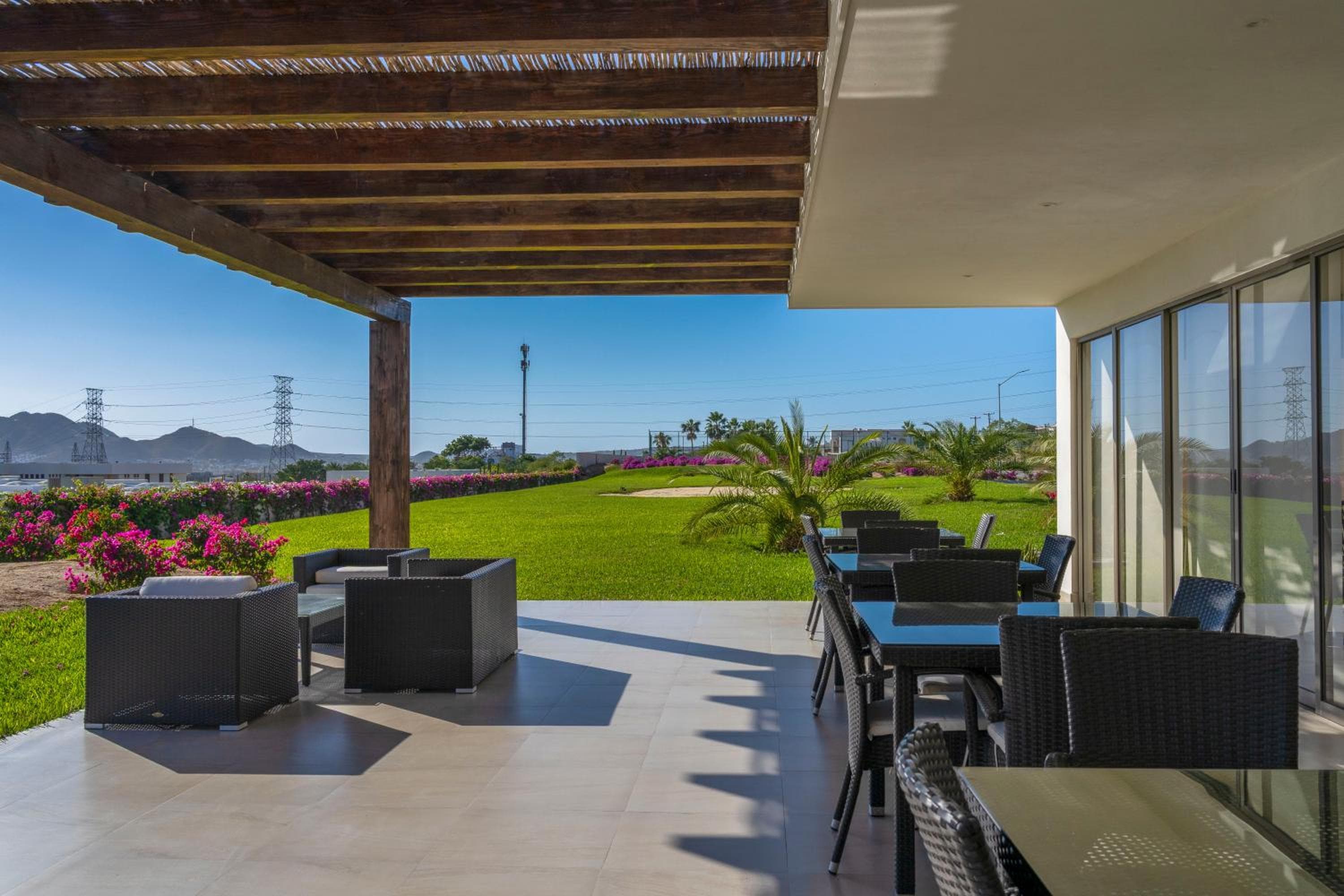 Luxury Condo with Ocean View, Balcony, and Pool — 12
