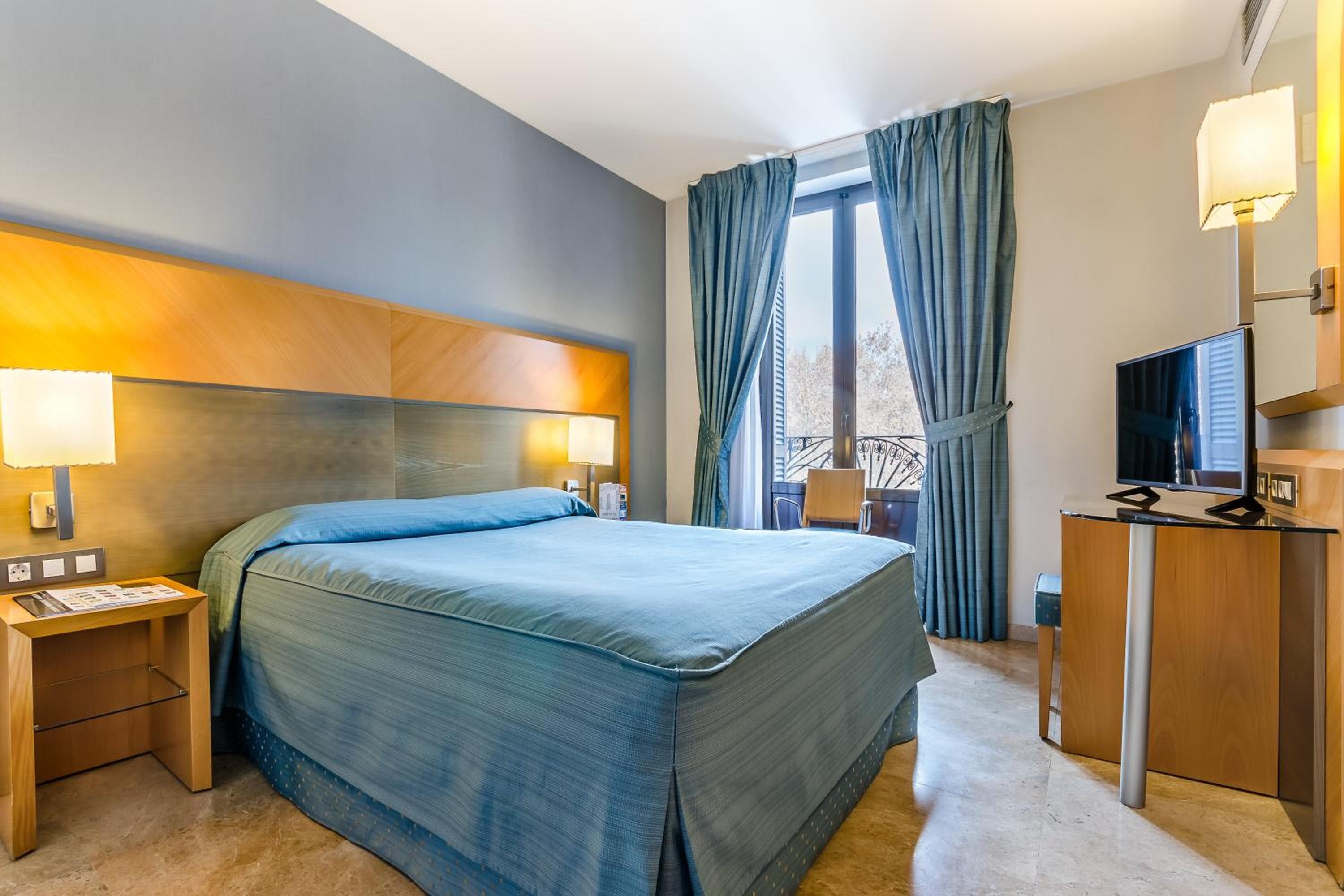 Hotel del Mar — 1
