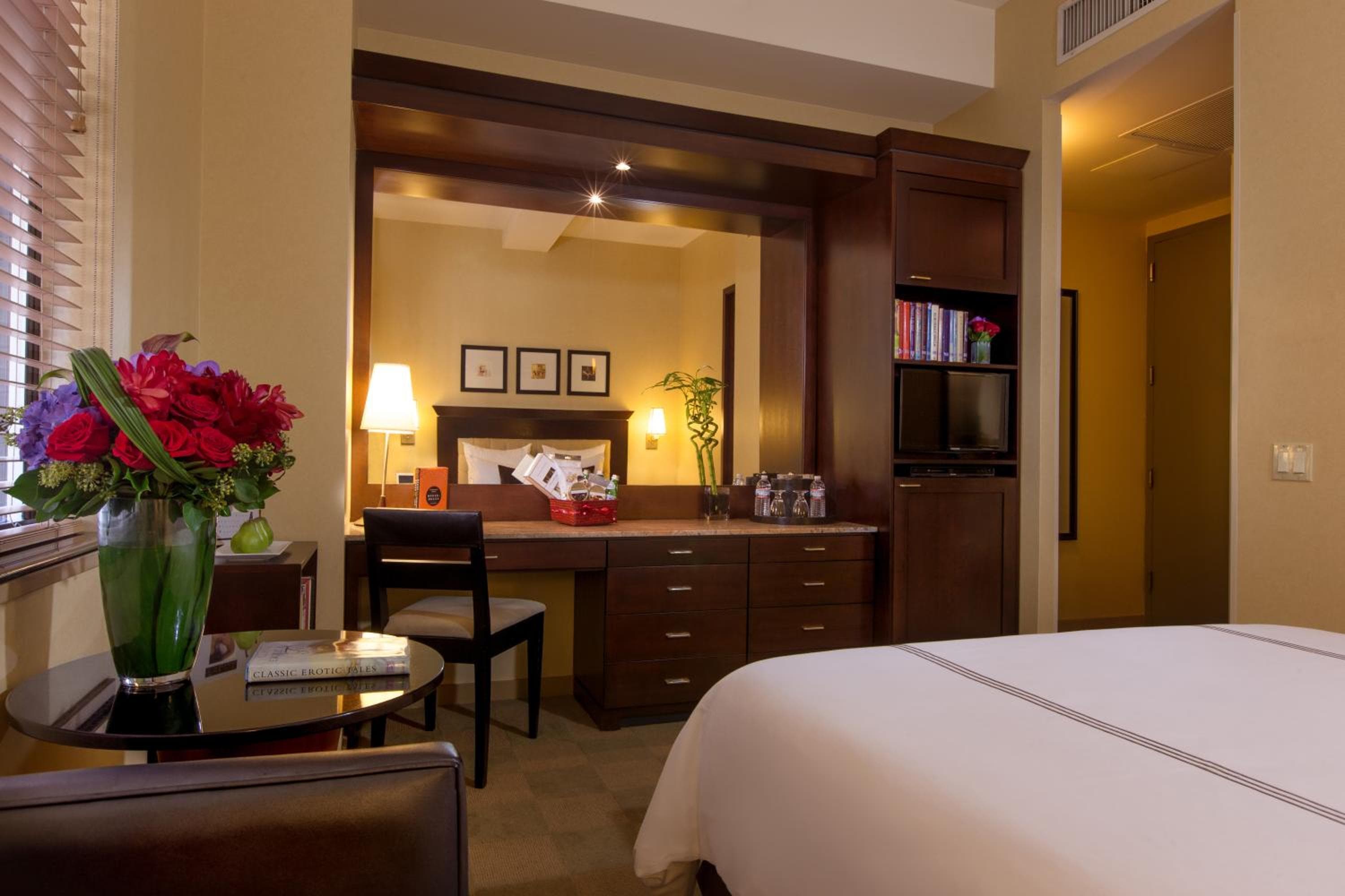 Library Hotel by Library Hotel Collection — 20