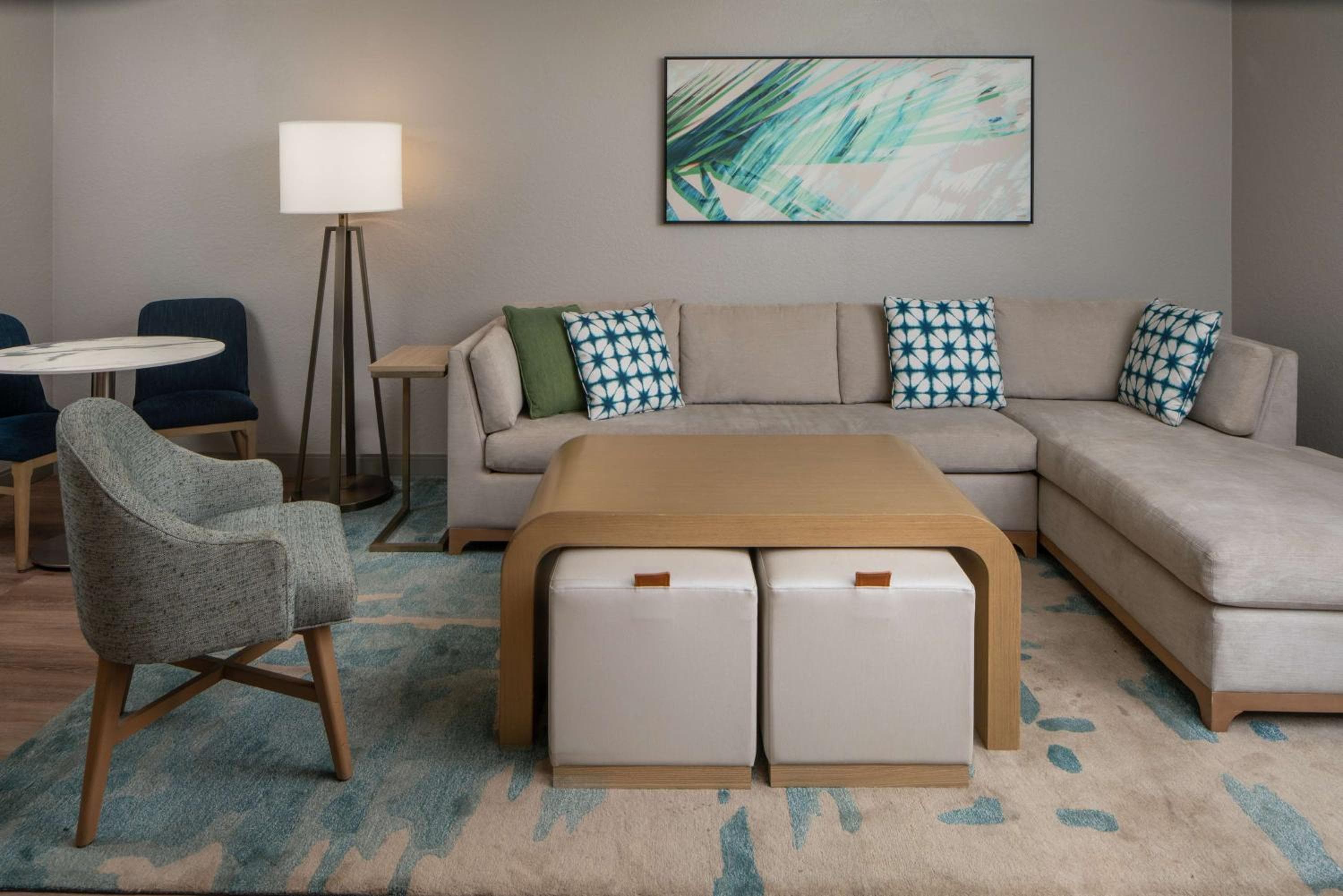 Hilton Garden Inn Orlando Airport — 18