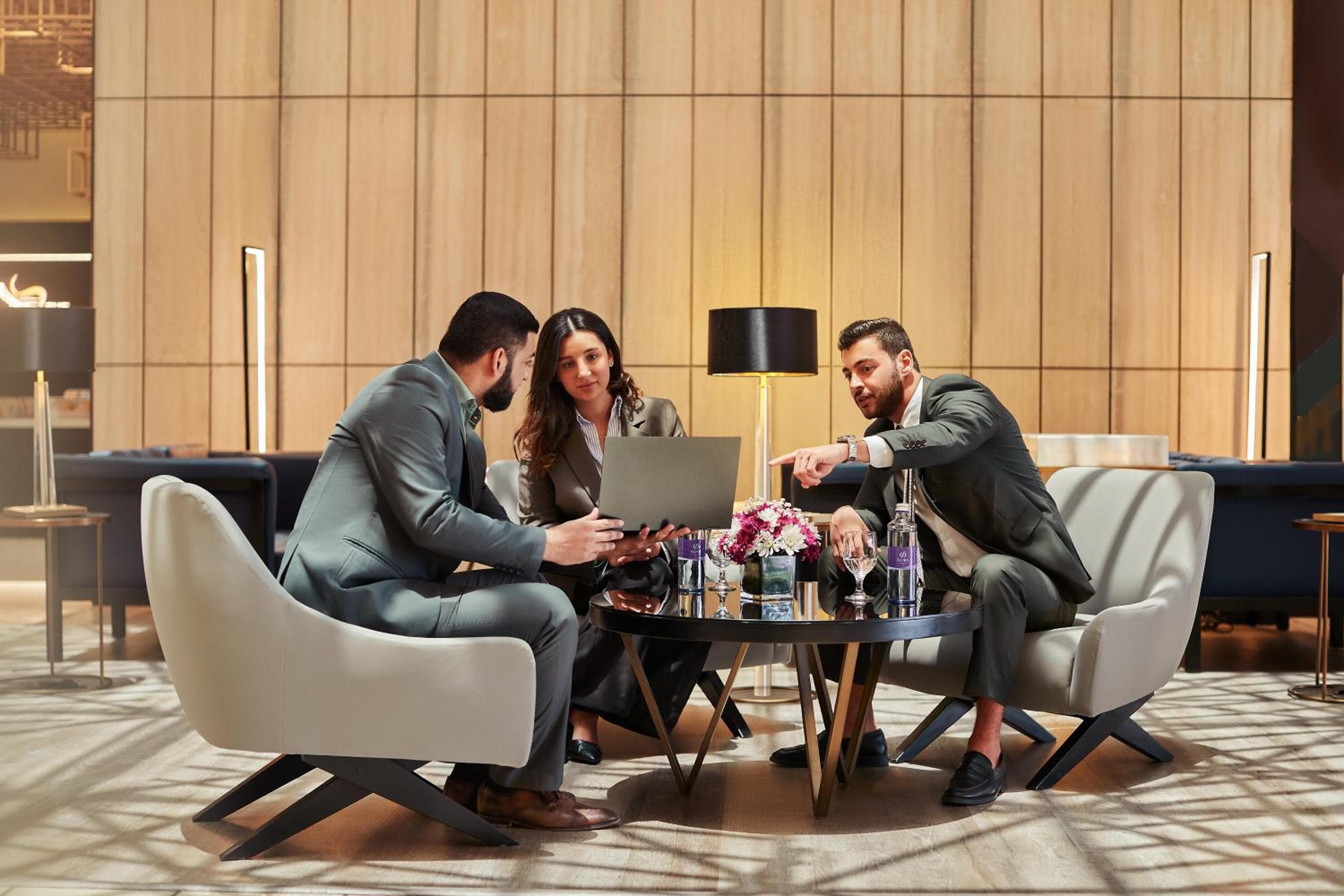 Flora Inn Hotel Dubai Airport — 8