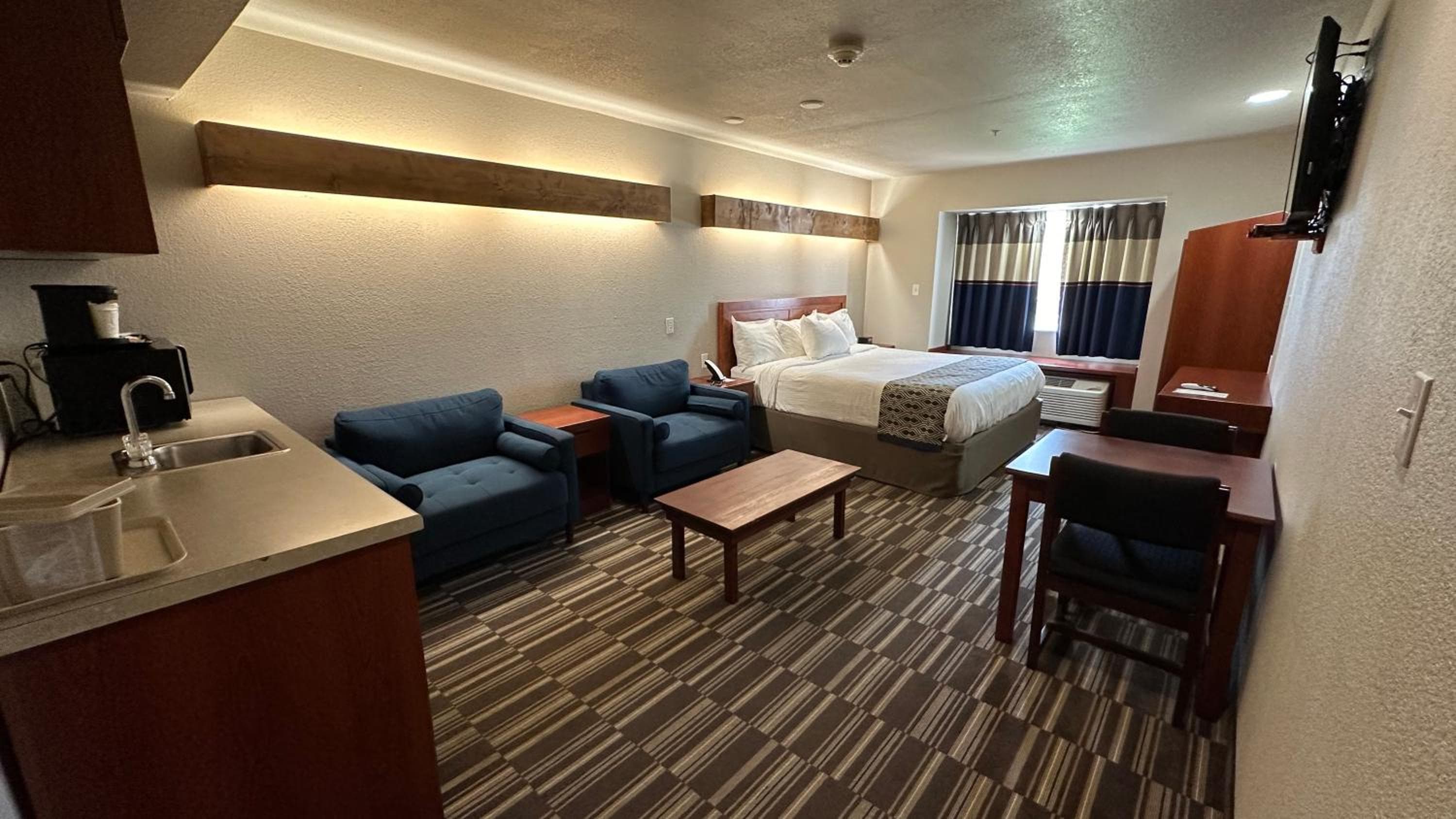 Microtel Inn and Suites By Wyndham Miami OK — 20