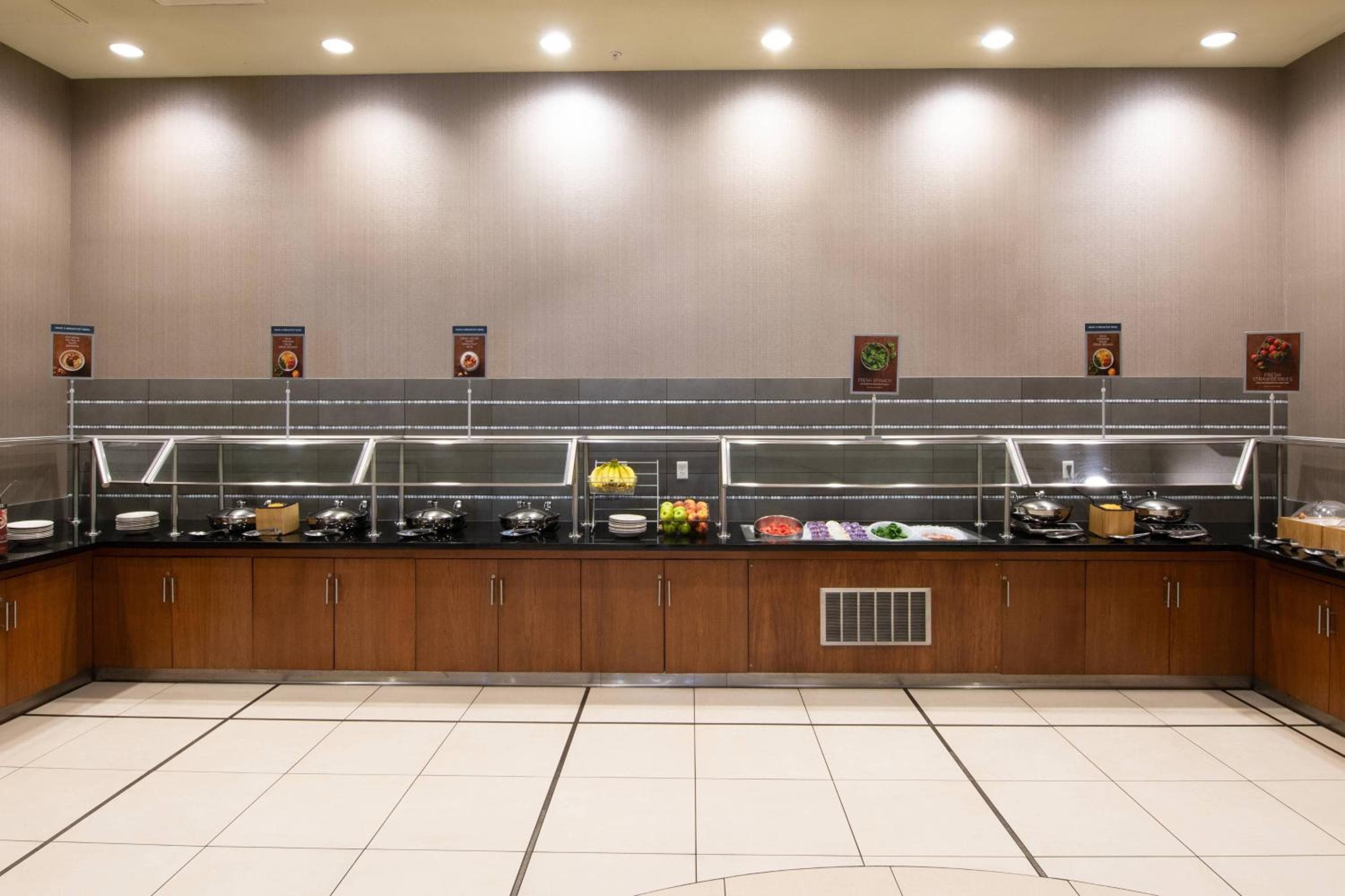SpringHill Suites by Marriott Las Vegas Convention Center — 10