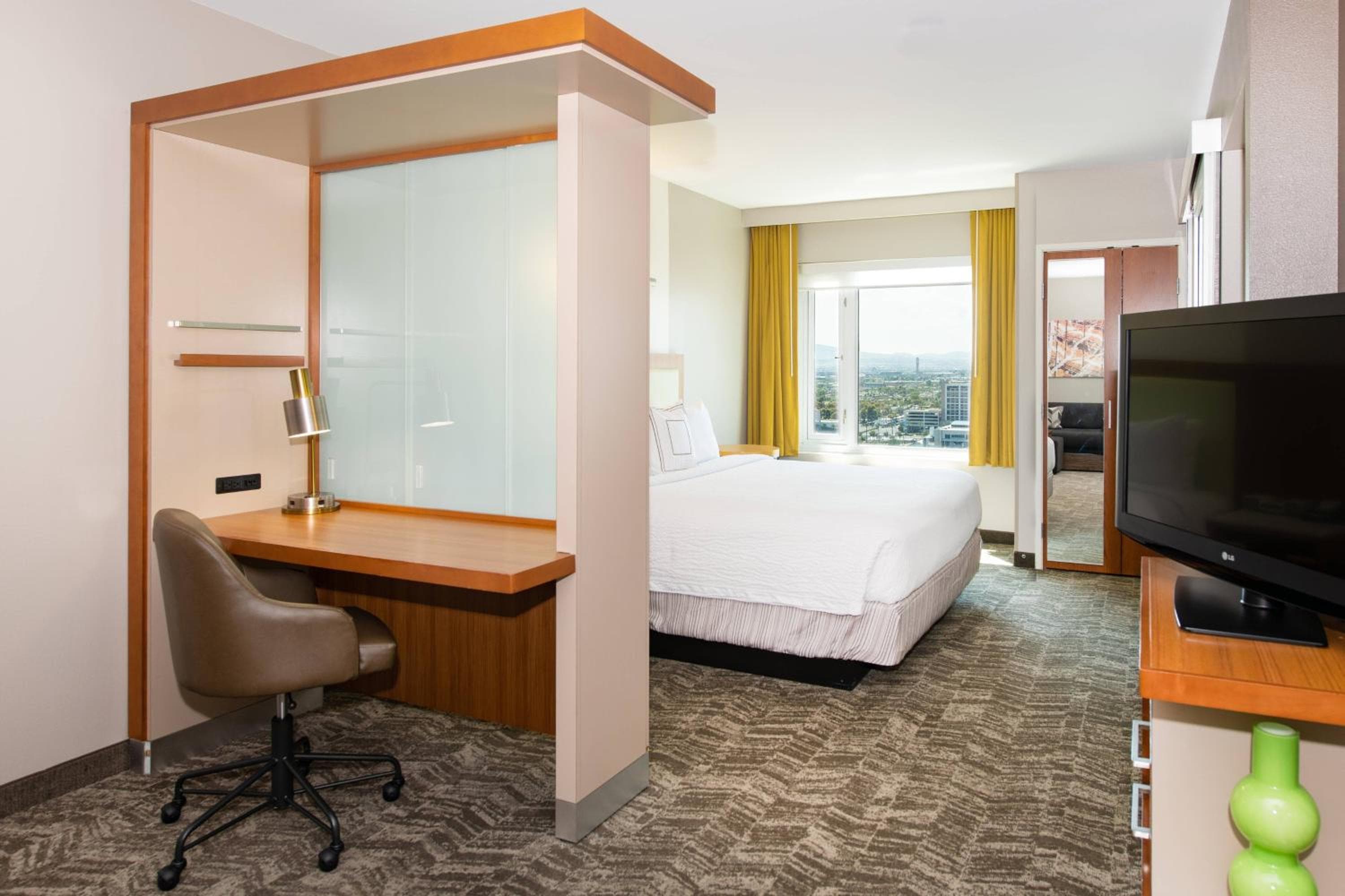 SpringHill Suites by Marriott Las Vegas Convention Center — 15