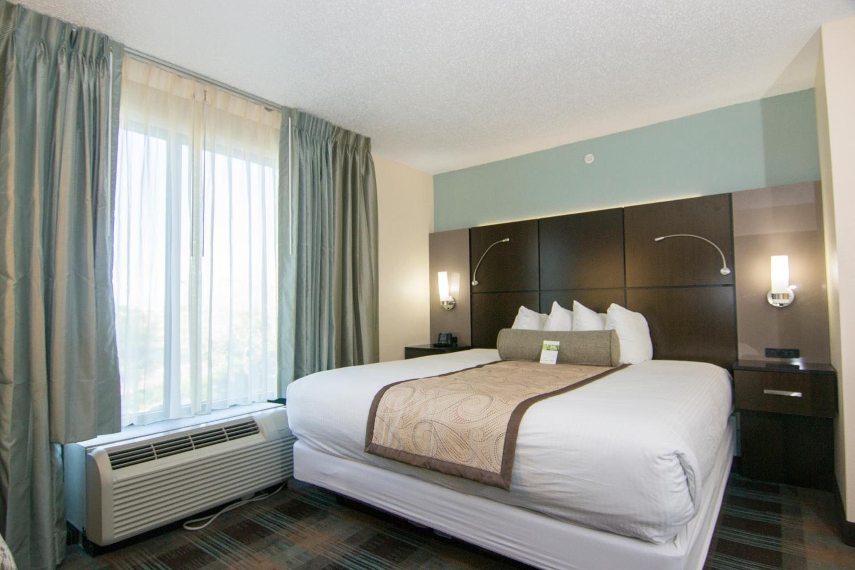 Wingate By Wyndham - Orlando International Airport- Free Hot Breakfast — 30