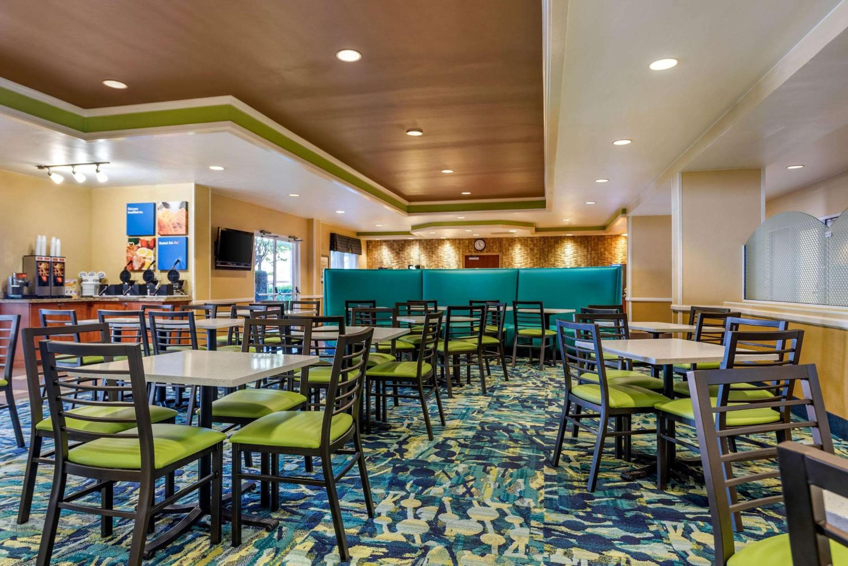Comfort Inn & Suites in der Nähe des Universal Orlando Resort-Kongresszentrums — 23