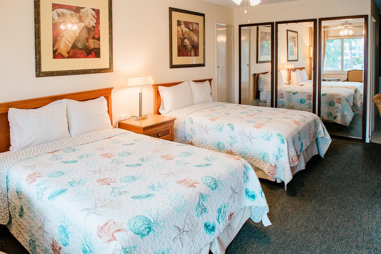 Hoteles en Shore Haven — 27