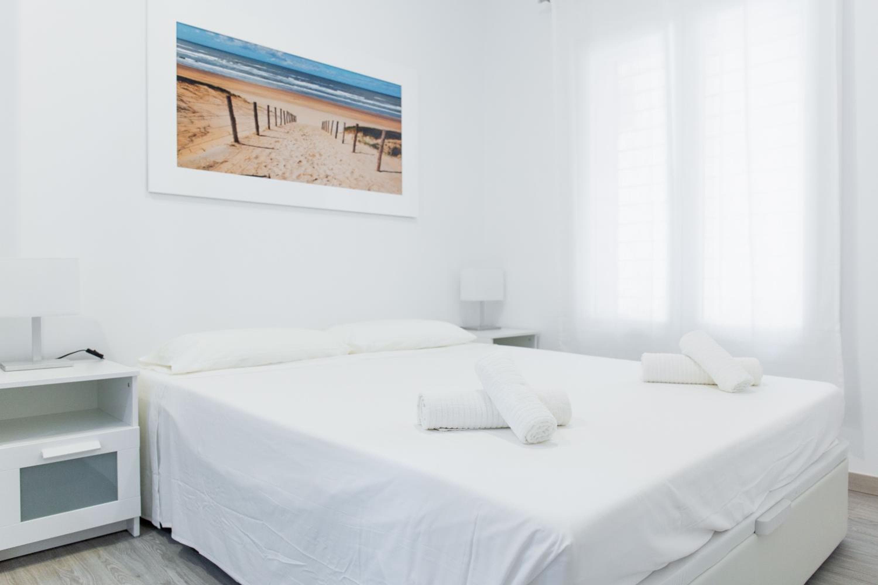Likehomeapartments Deluxe Complex Malaga center — 20