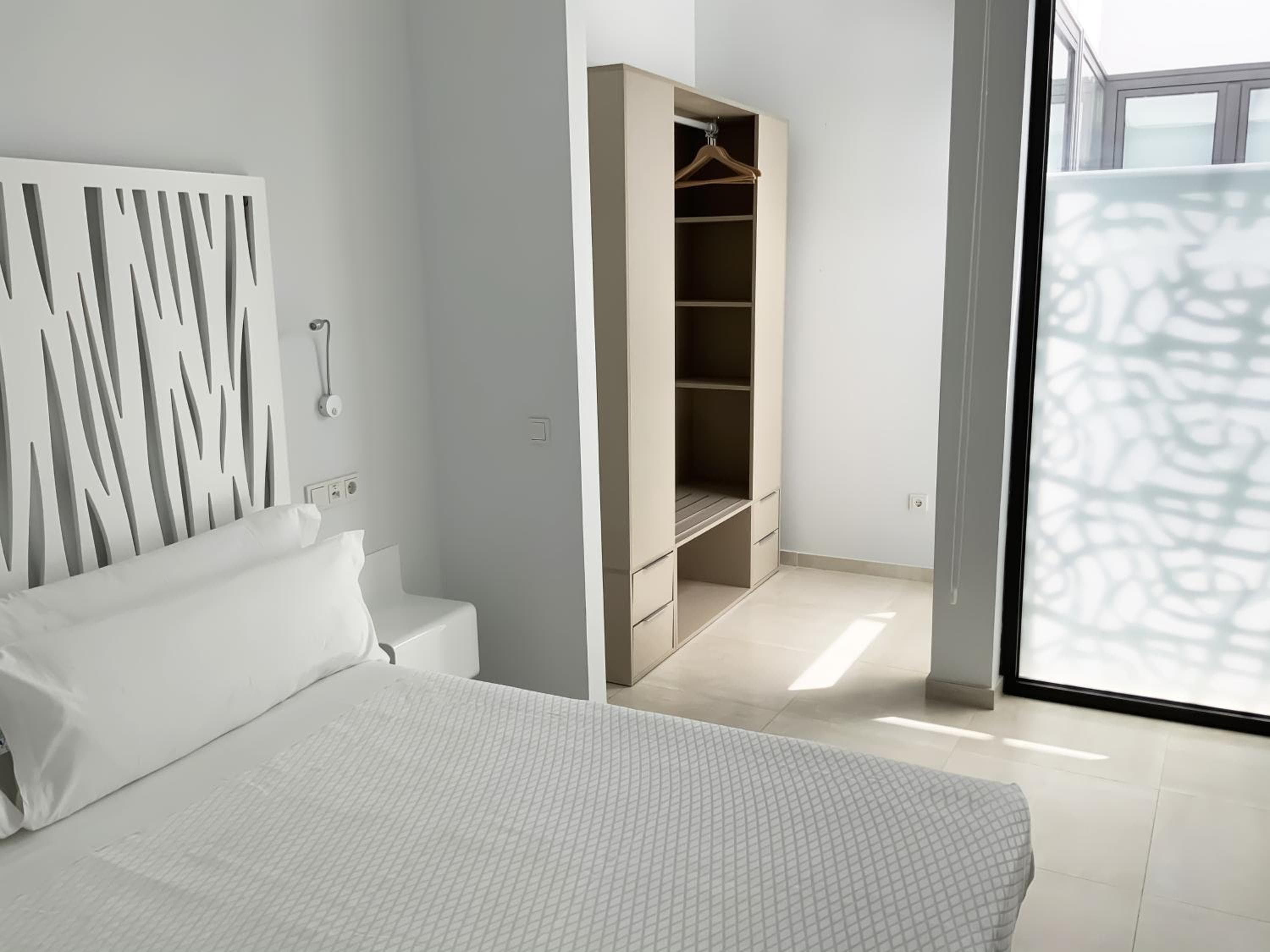 Apartamentos Rivero 8 — 11
