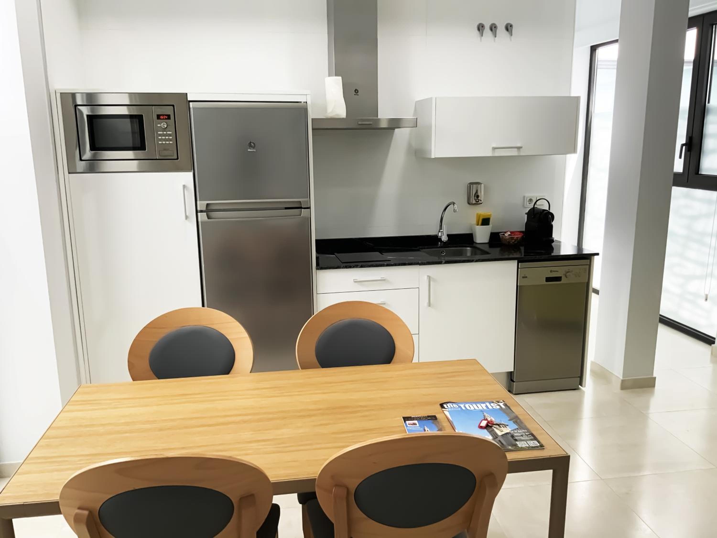 Feelathome Rivero Apartments — 17