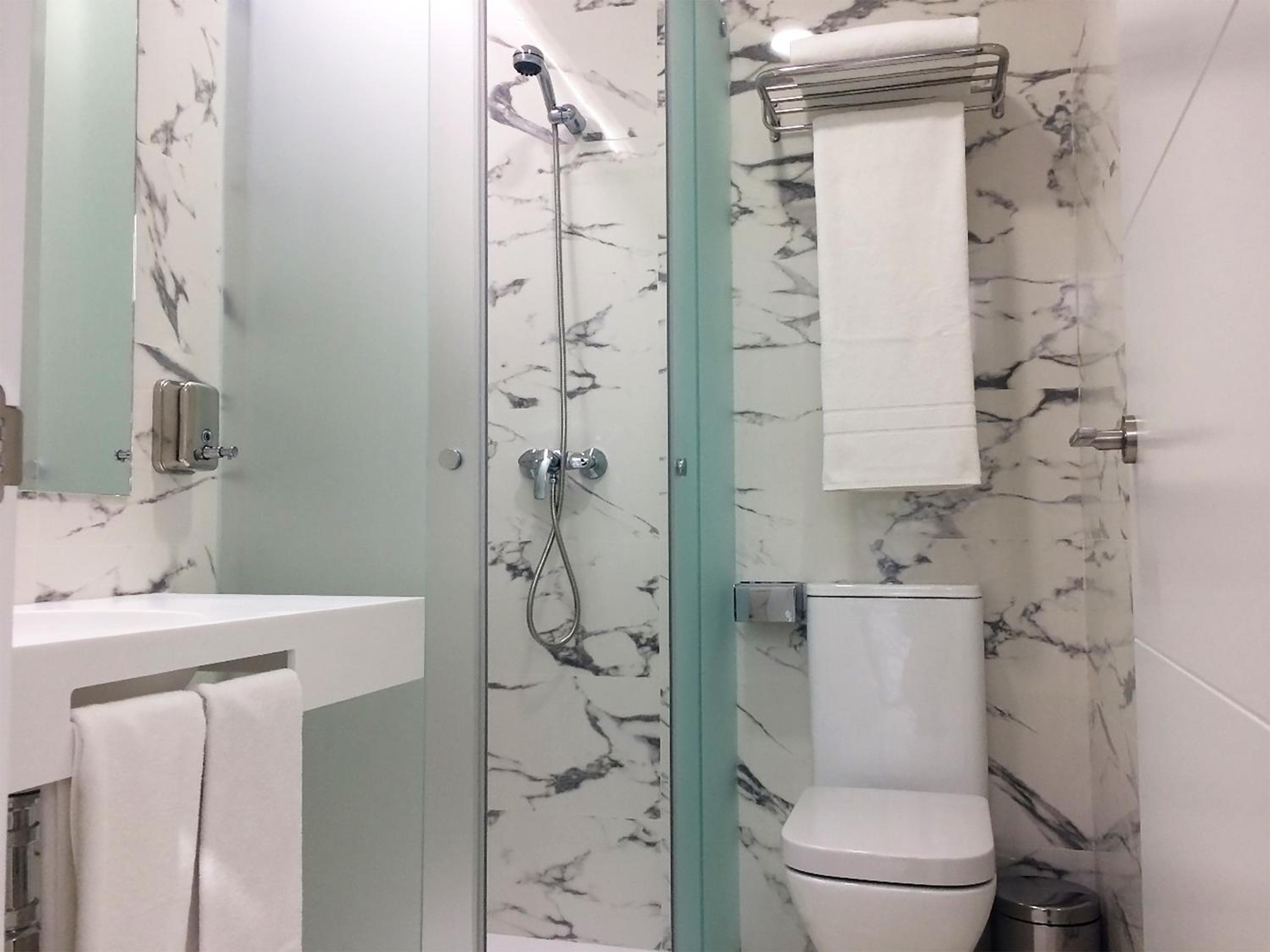 Feelathome Rivero Apartments — 16