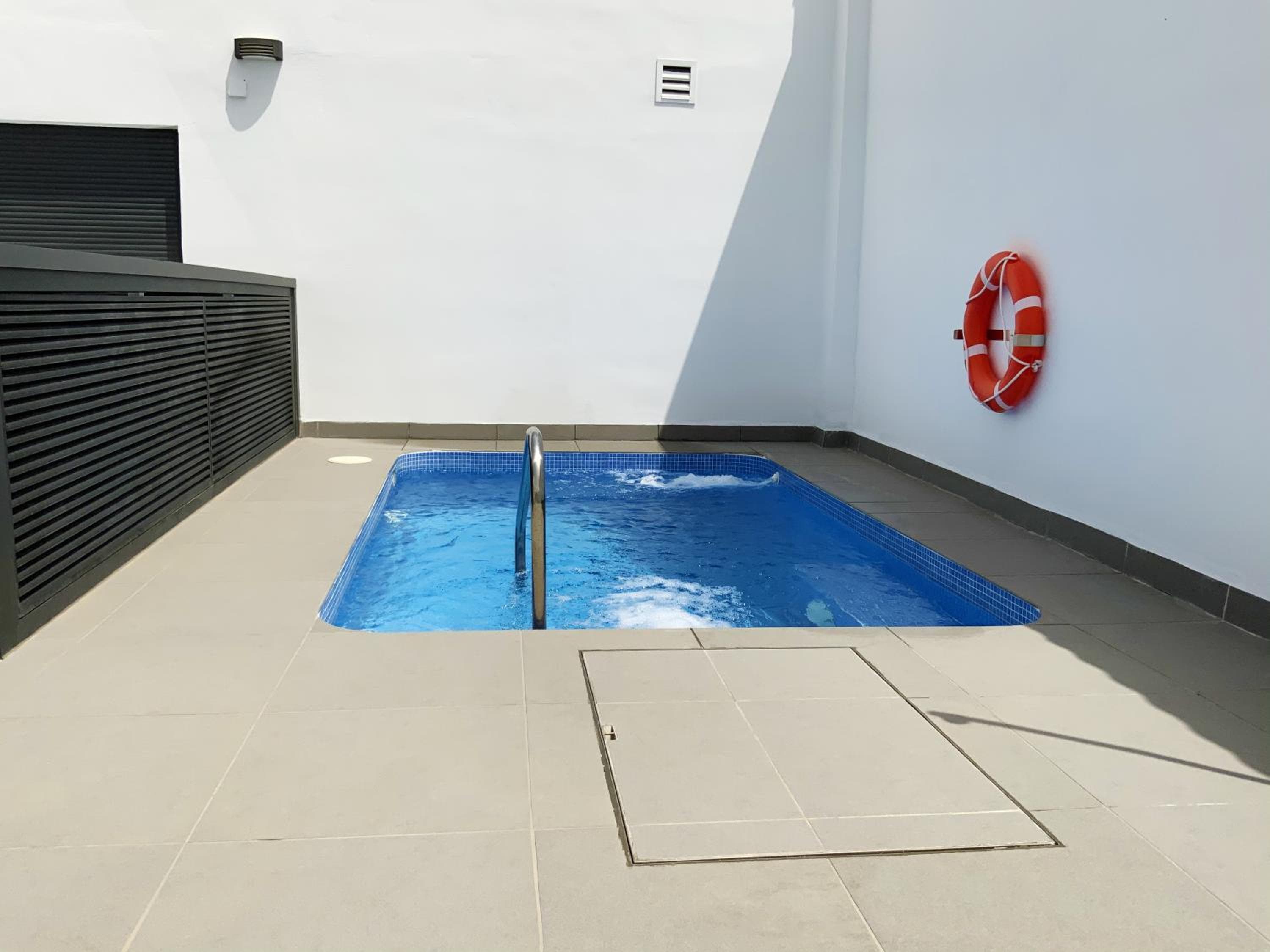 Apartamentos Rivero 8 — 14