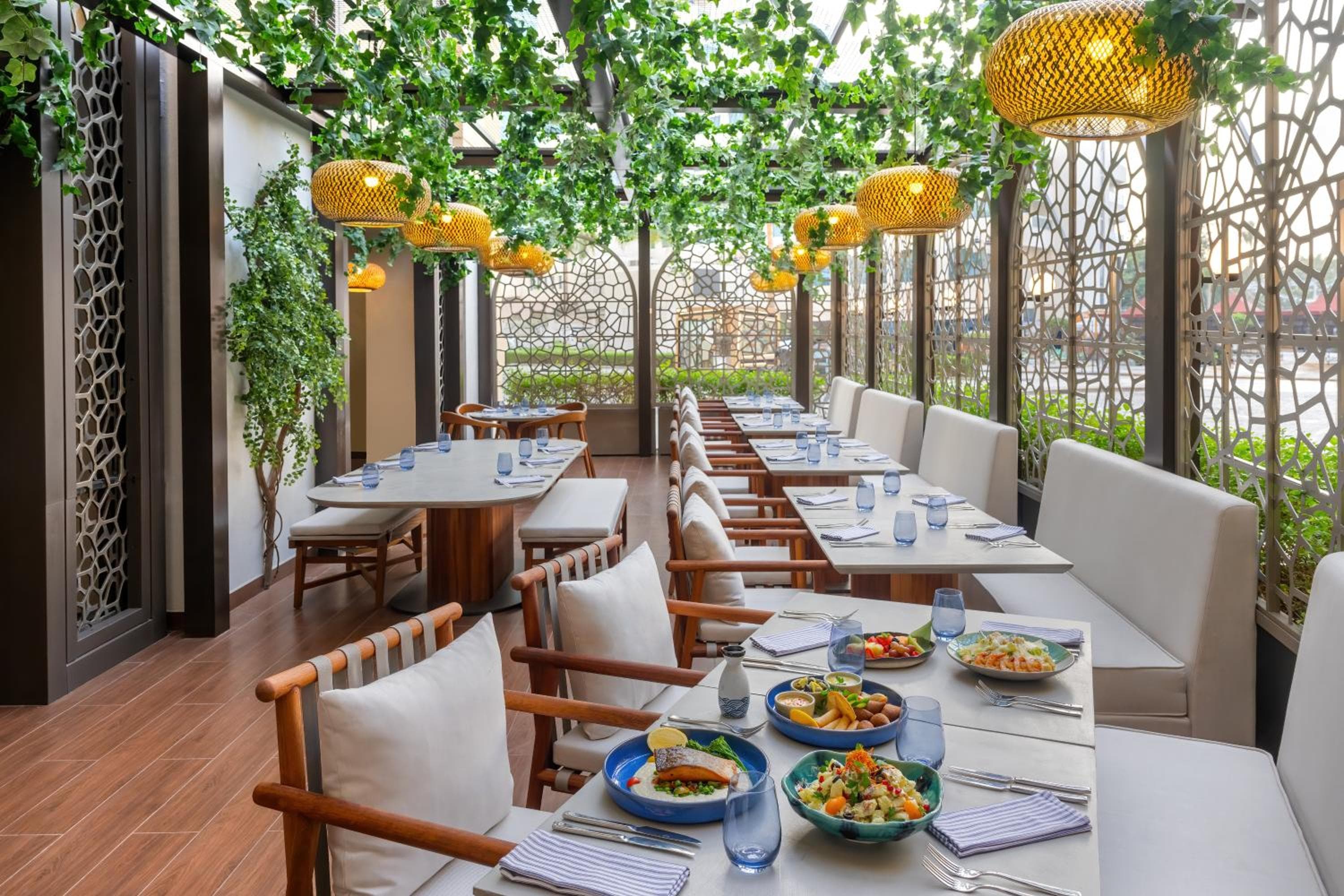 JA Ocean View Hotel, Jumeirah Beach Dubai — 25