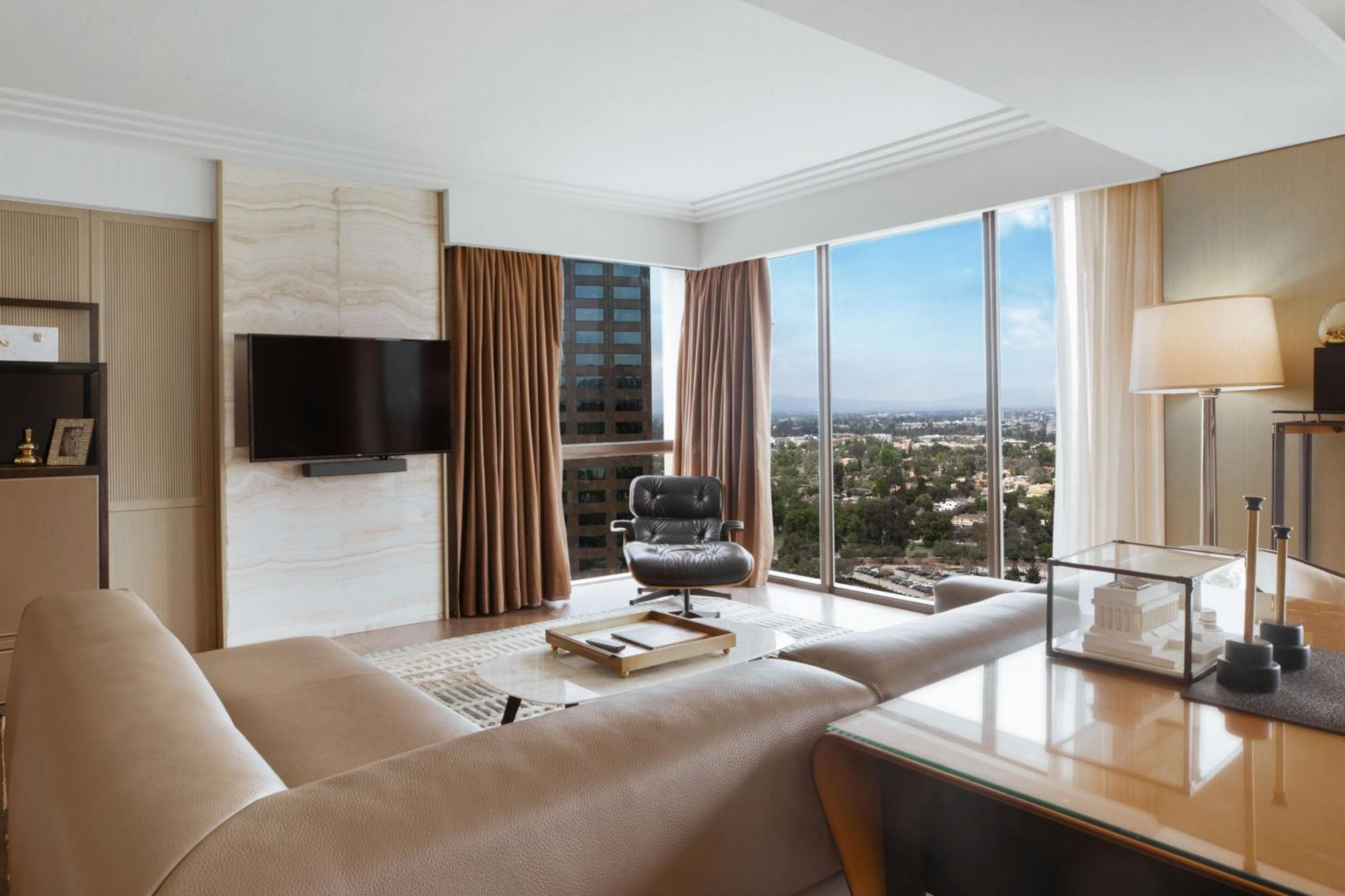 Sheraton Universal hotel, 333 Universal Hollywood Drive, Los Angeles, United States — photo 37