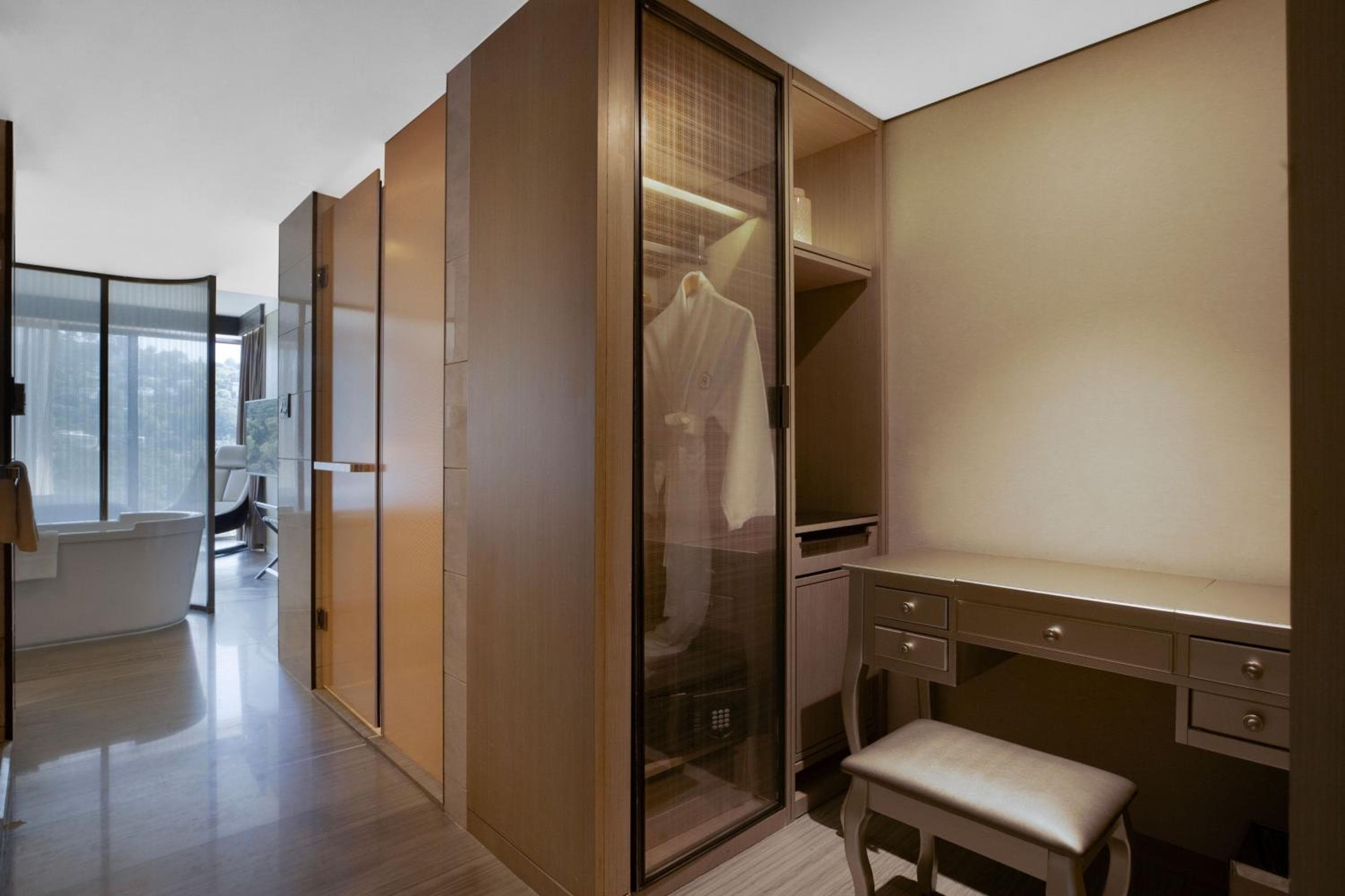 Sheraton Universal hotel, 333 Universal Hollywood Drive, Los Angeles, United States — photo 53