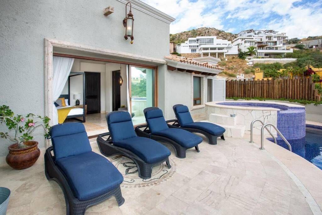 Villa de 6 Recámaras con Vistas al Mar en Pedregal — 7