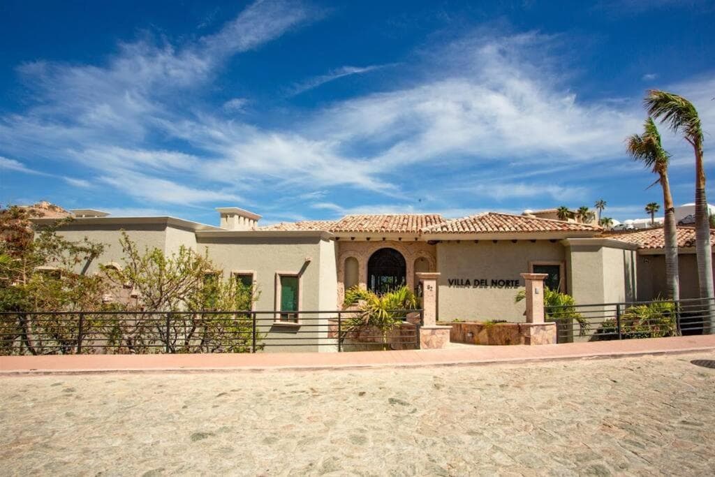 Villa de 6 Recámaras con Vistas al Mar en Pedregal — 29