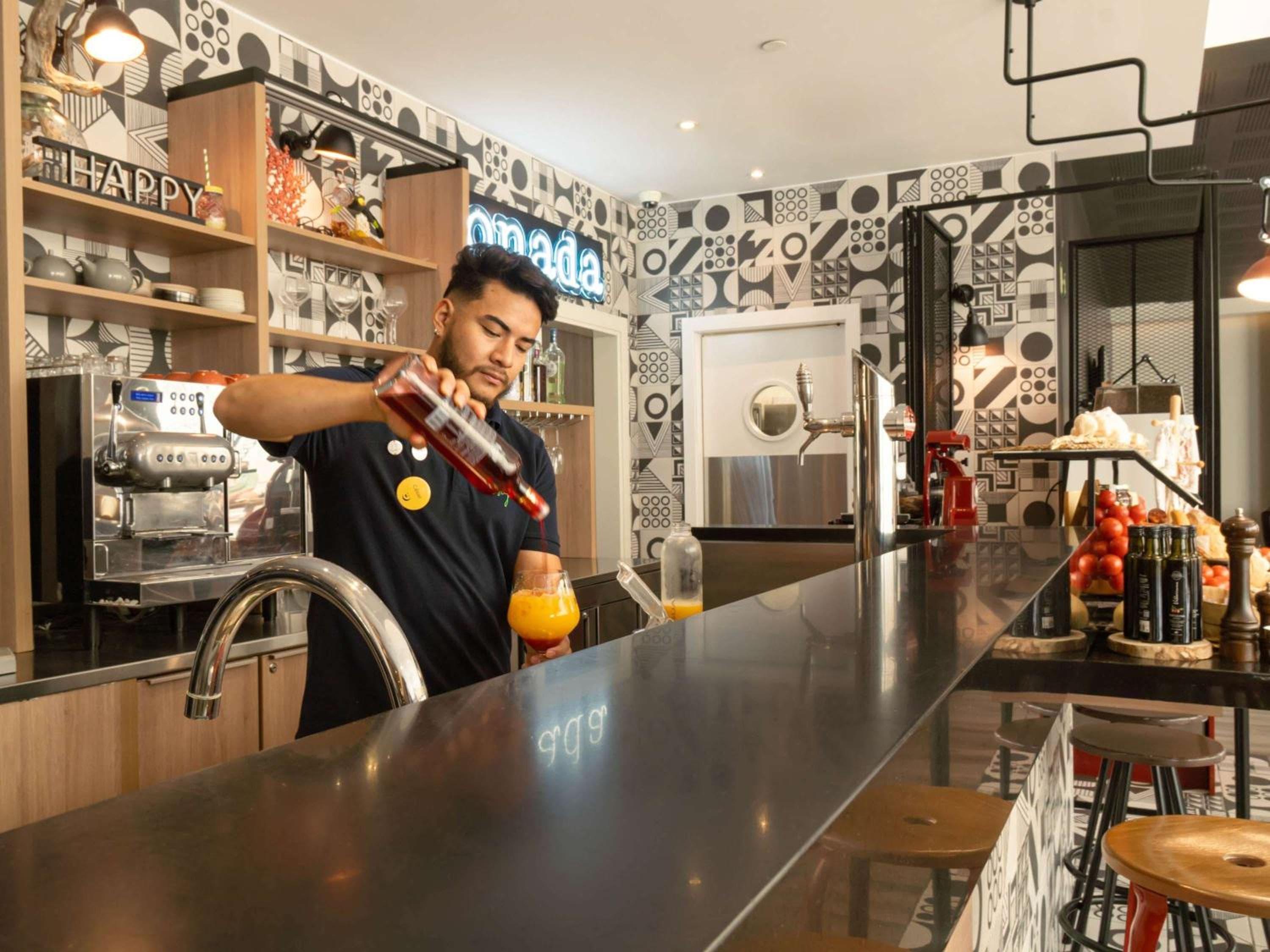 ibis Styles Barcelona City Bogatell — 29