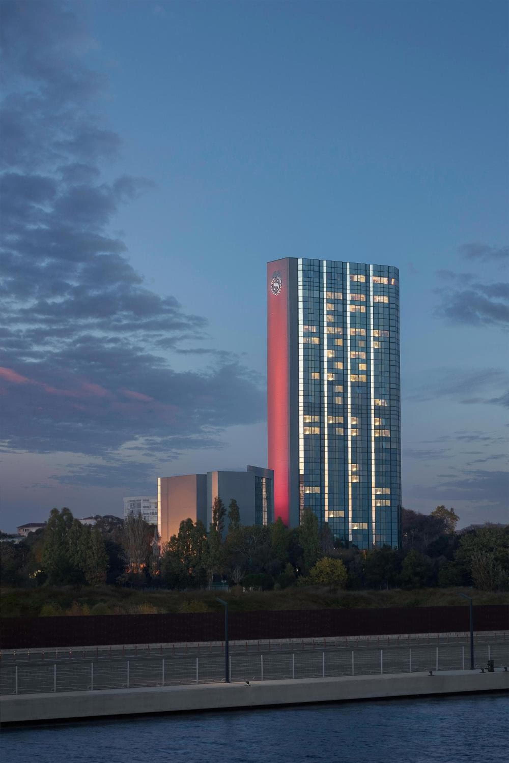 Sheraton Istanbul Atakoy Hotel — 18