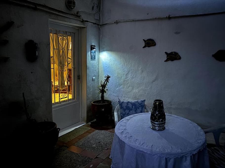 Studio in Jesús — 14