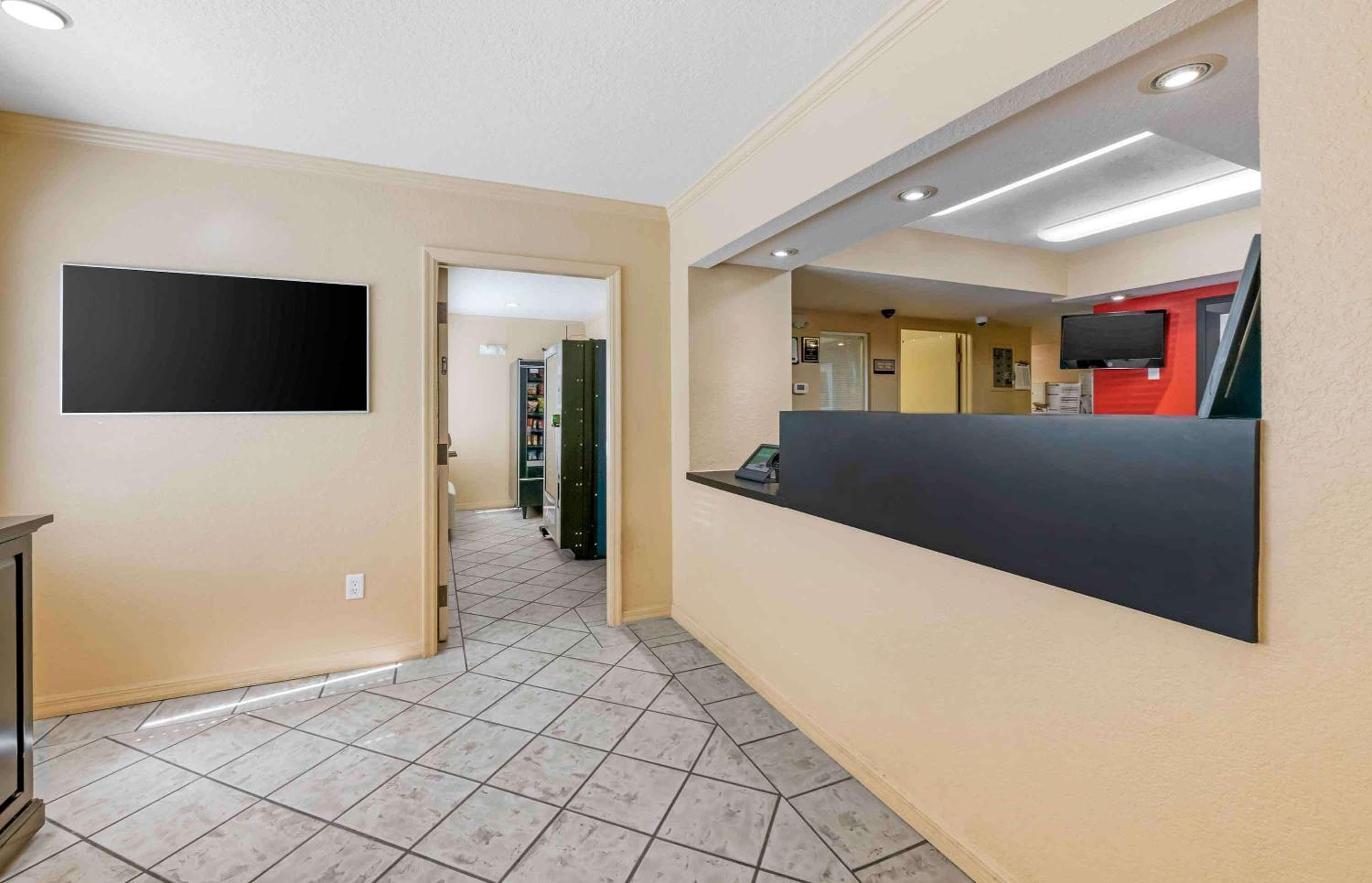 Extended Stay America Select Suites - Orlando - Southpark - Equity Row — 3