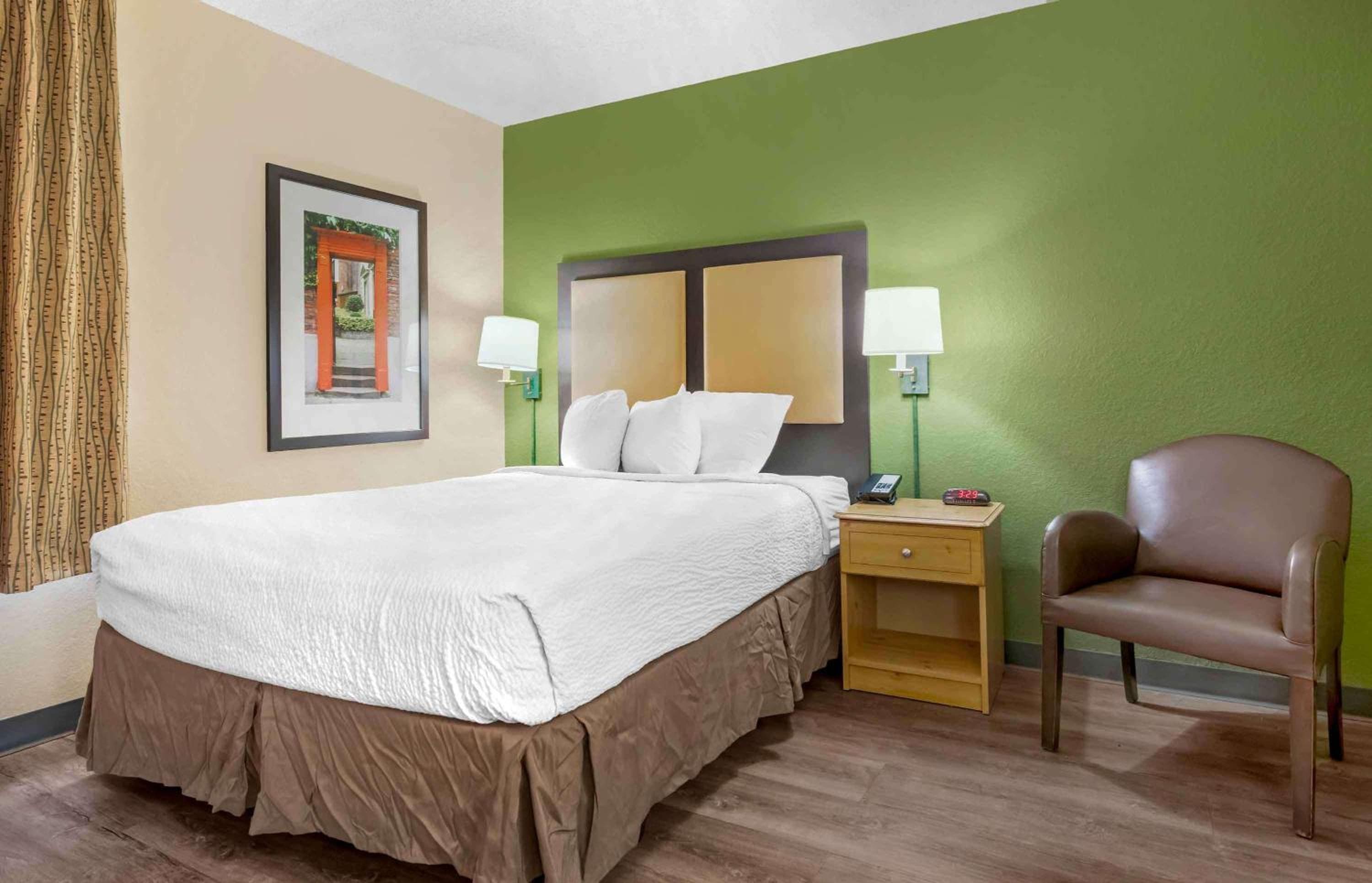 Extended Stay America Select Suites - Orlando - Southpark - Equity Row — 5