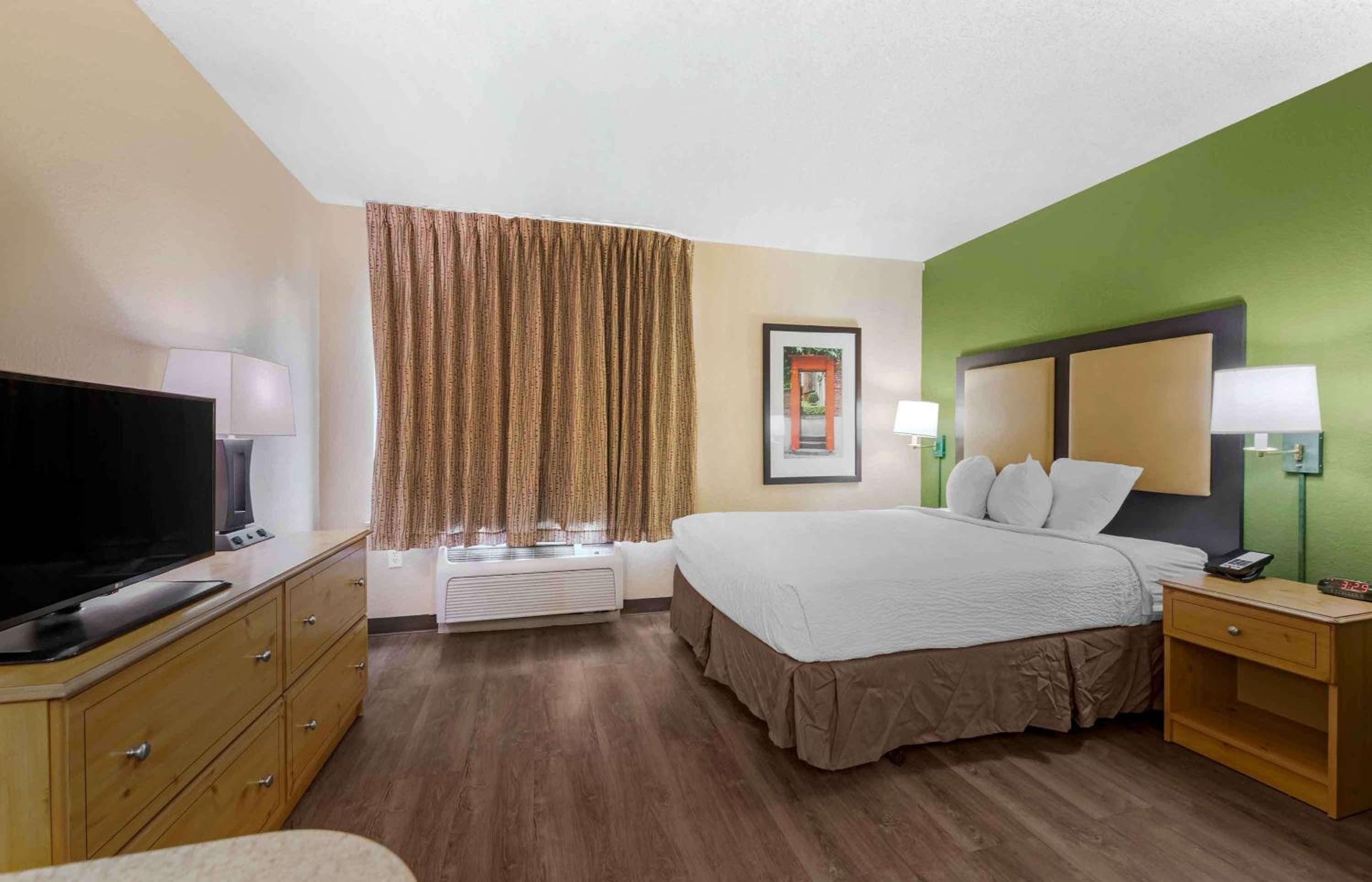 Extended Stay America Select Suites - Orlando - Southpark - Equity Row — 6