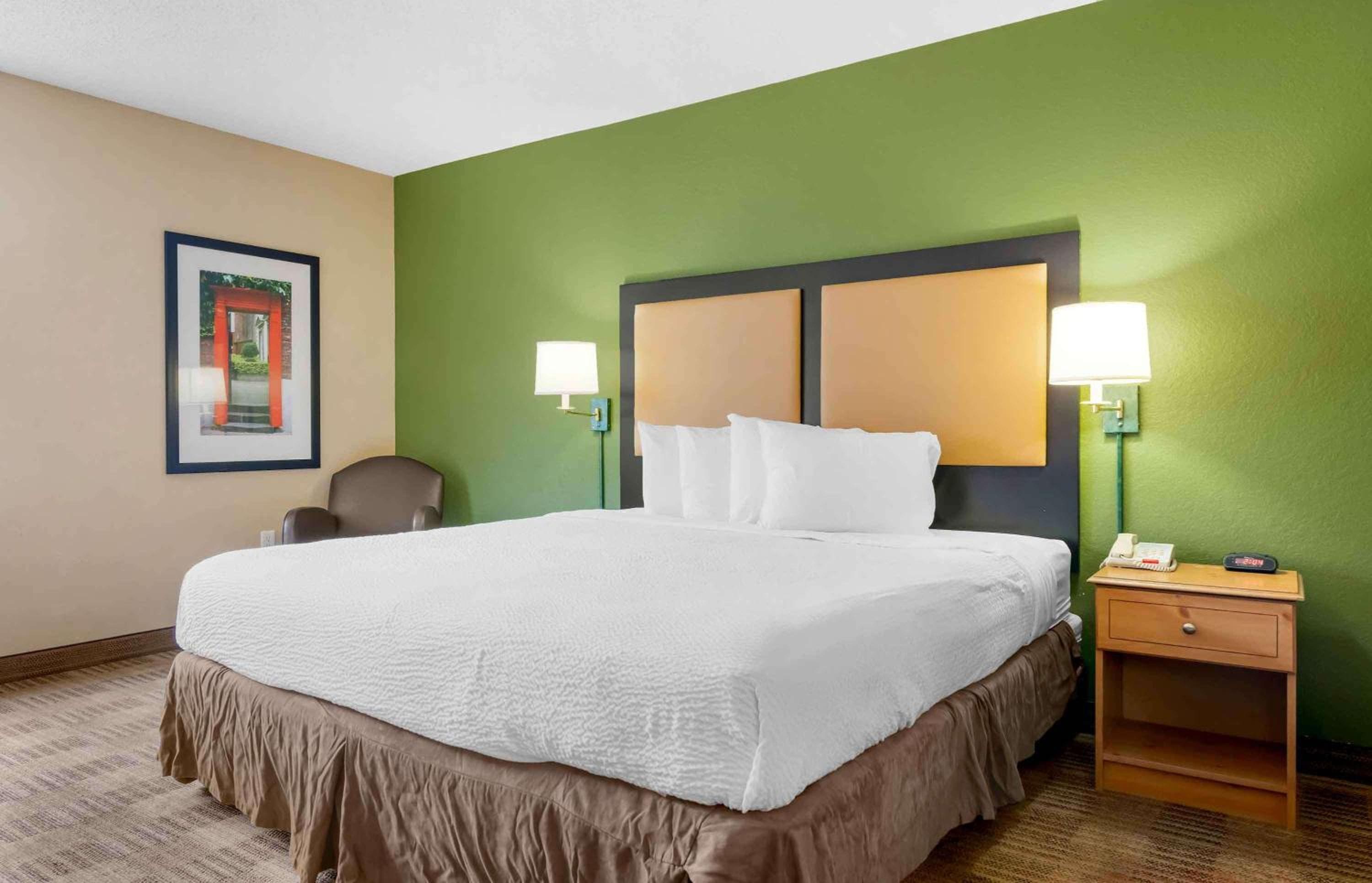 Extended Stay America Select Suites - Orlando - Southpark - Equity Row — 17