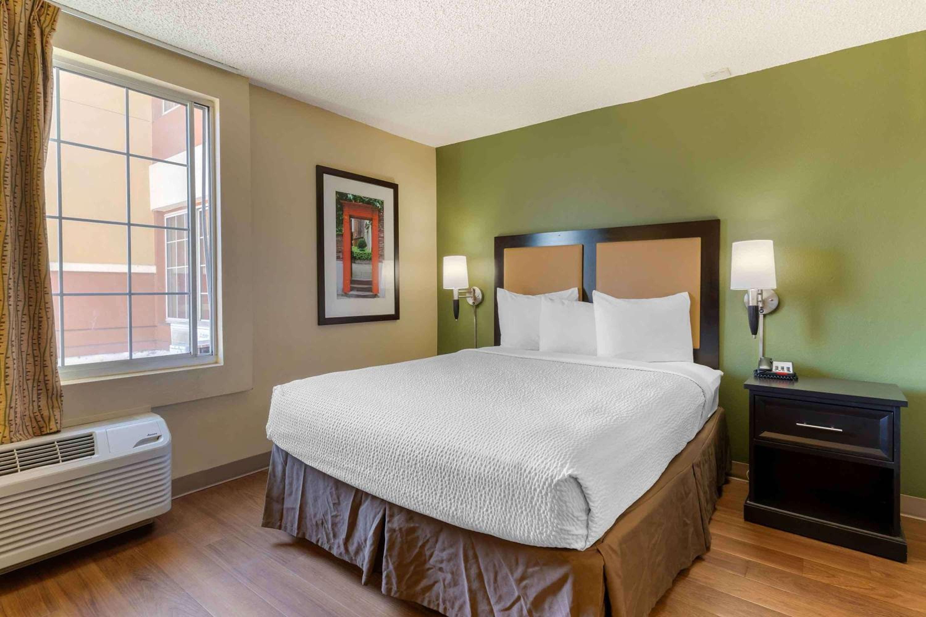 Extended Stay America Select Suites - Orlando - Southpark - Equity Row — 28