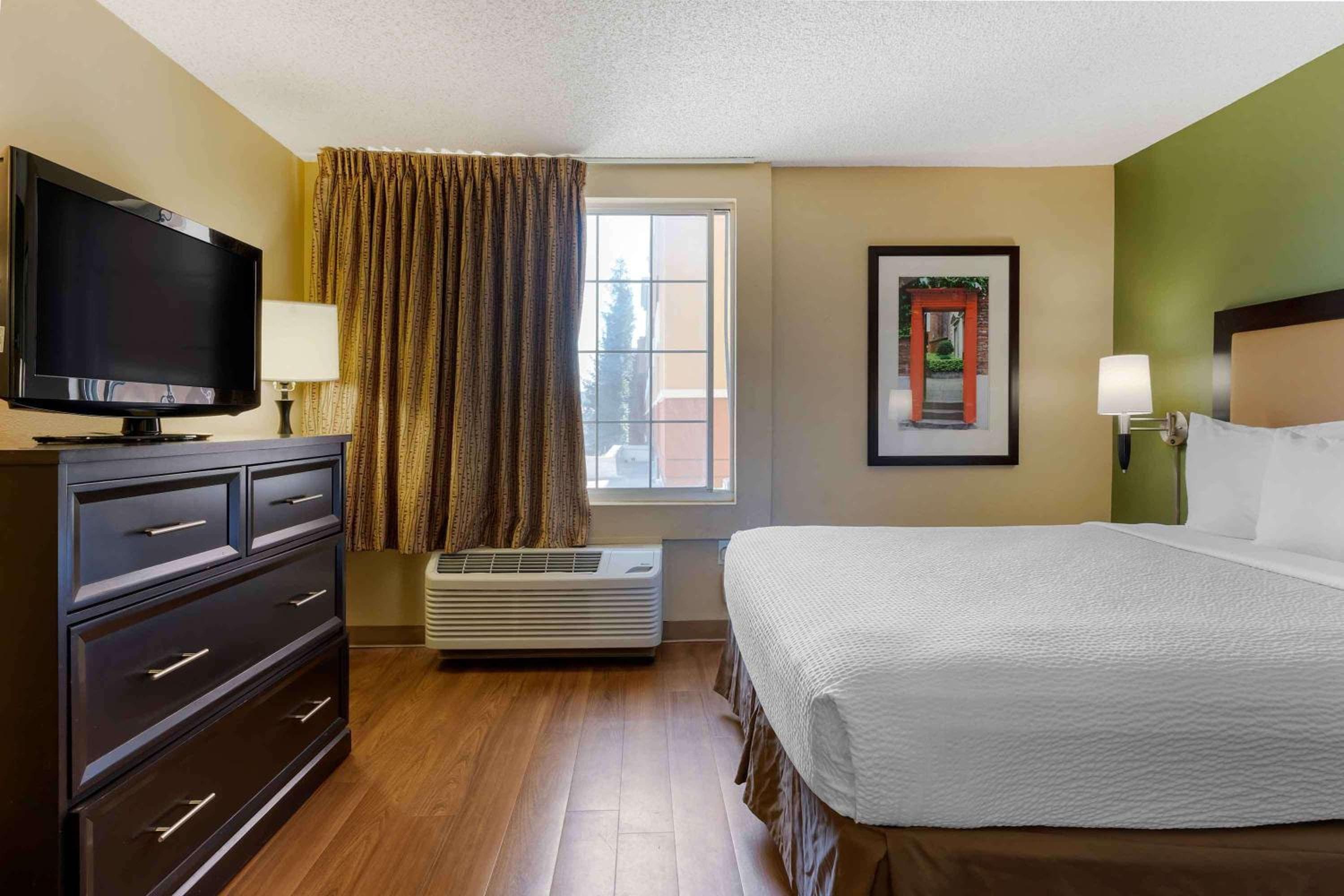 Extended Stay America Select Suites - Orlando - Southpark - Equity Row — 29