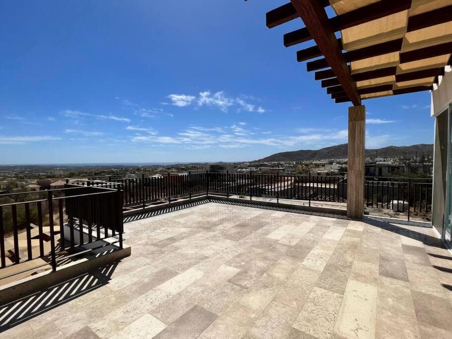 Penthouse with panoramic terrace and pool — 6