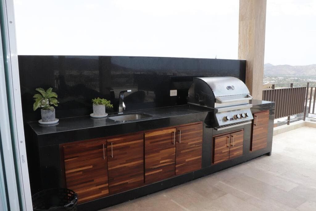 Penthouse with panoramic terrace and pool — 30
