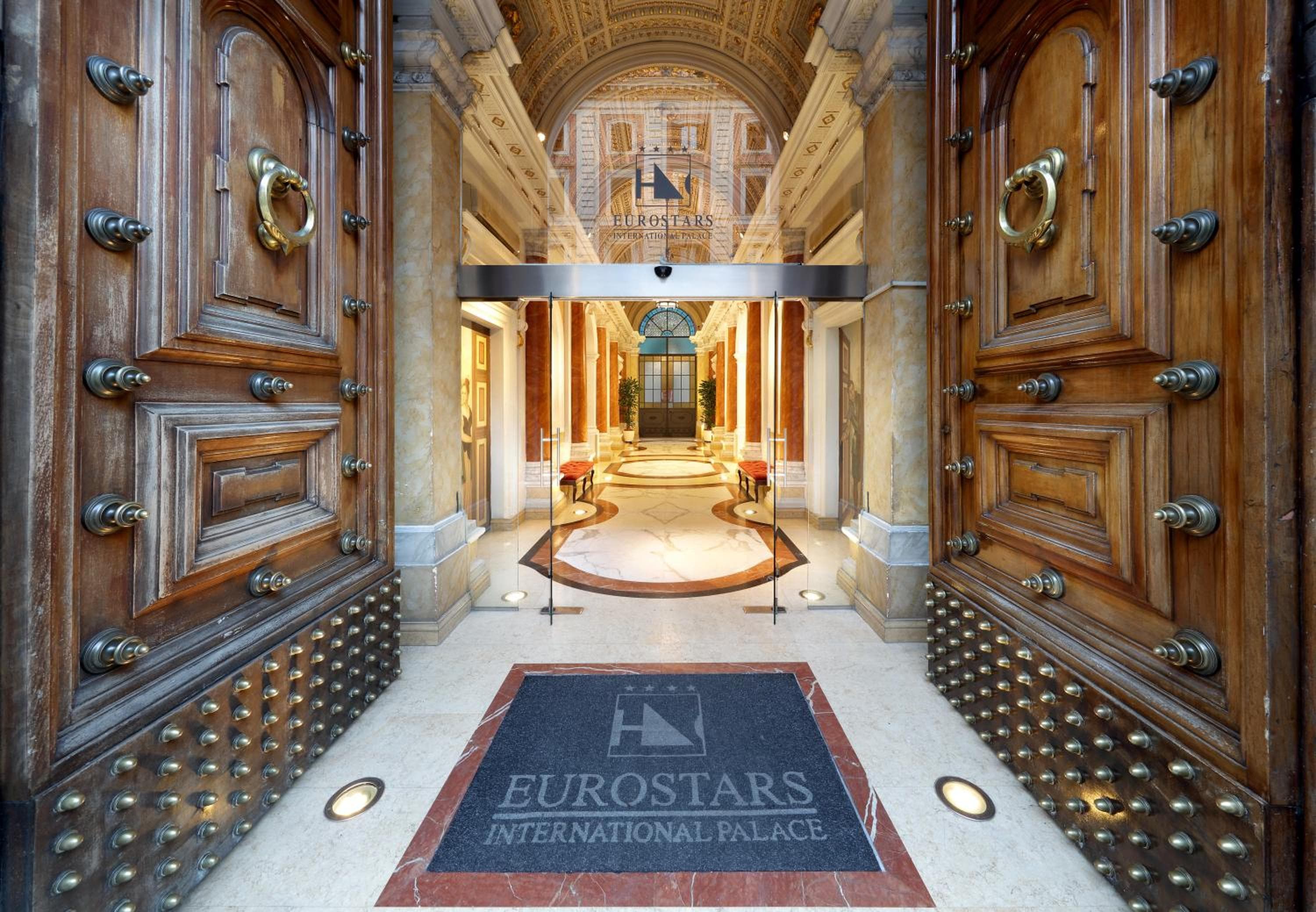 Hotel Exe International Palace — 7