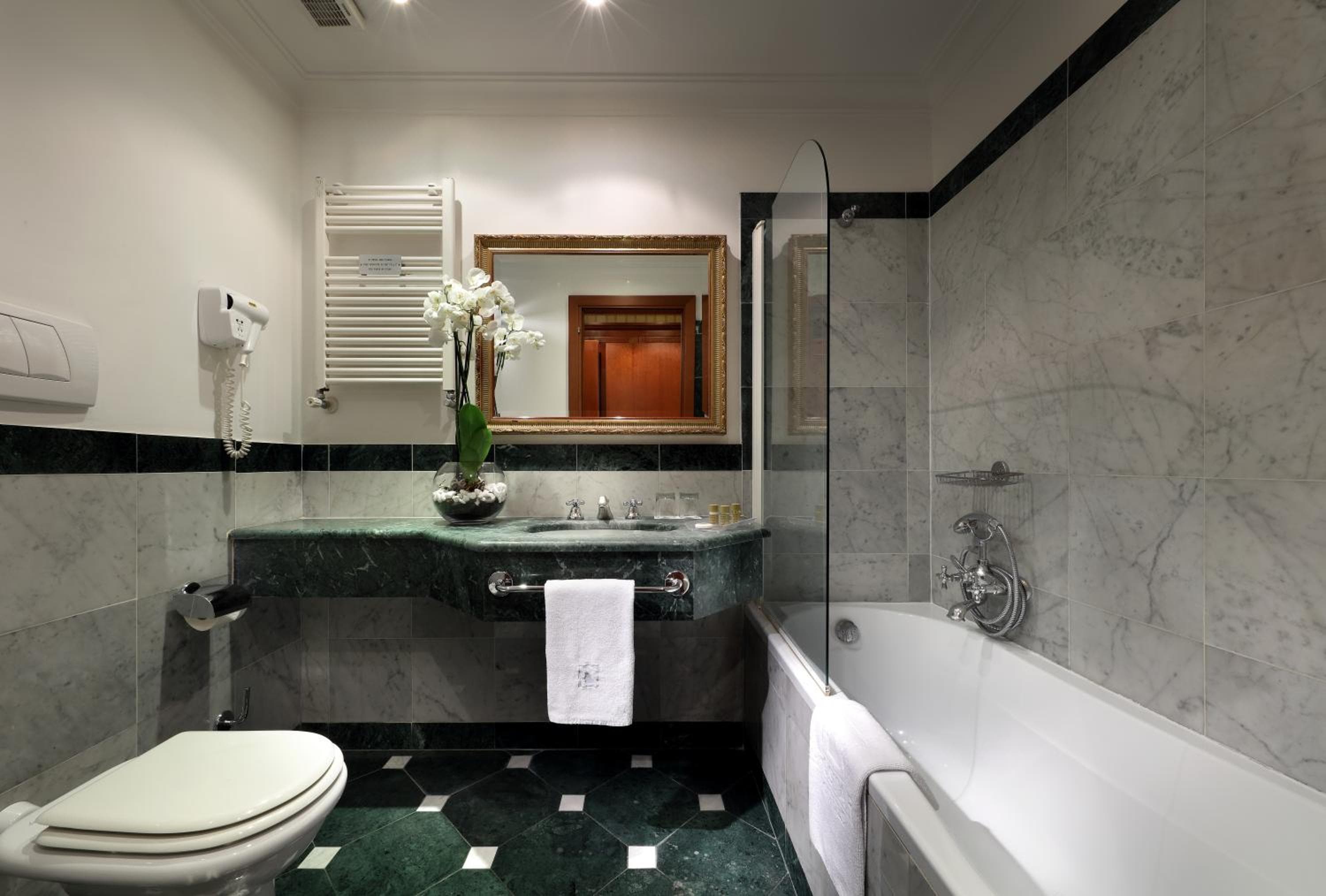 Hotel Exe International Palace — 24