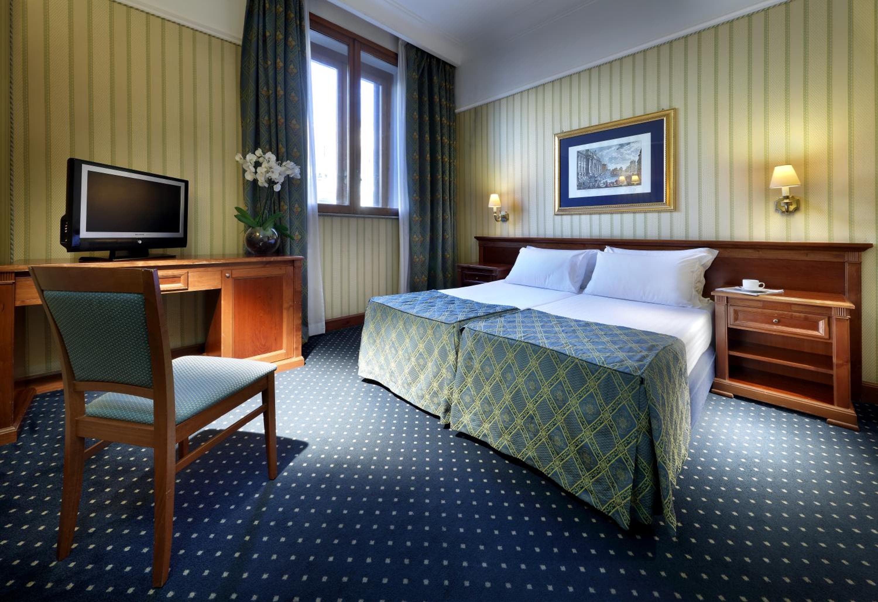 Hotel Exe International Palace — 9