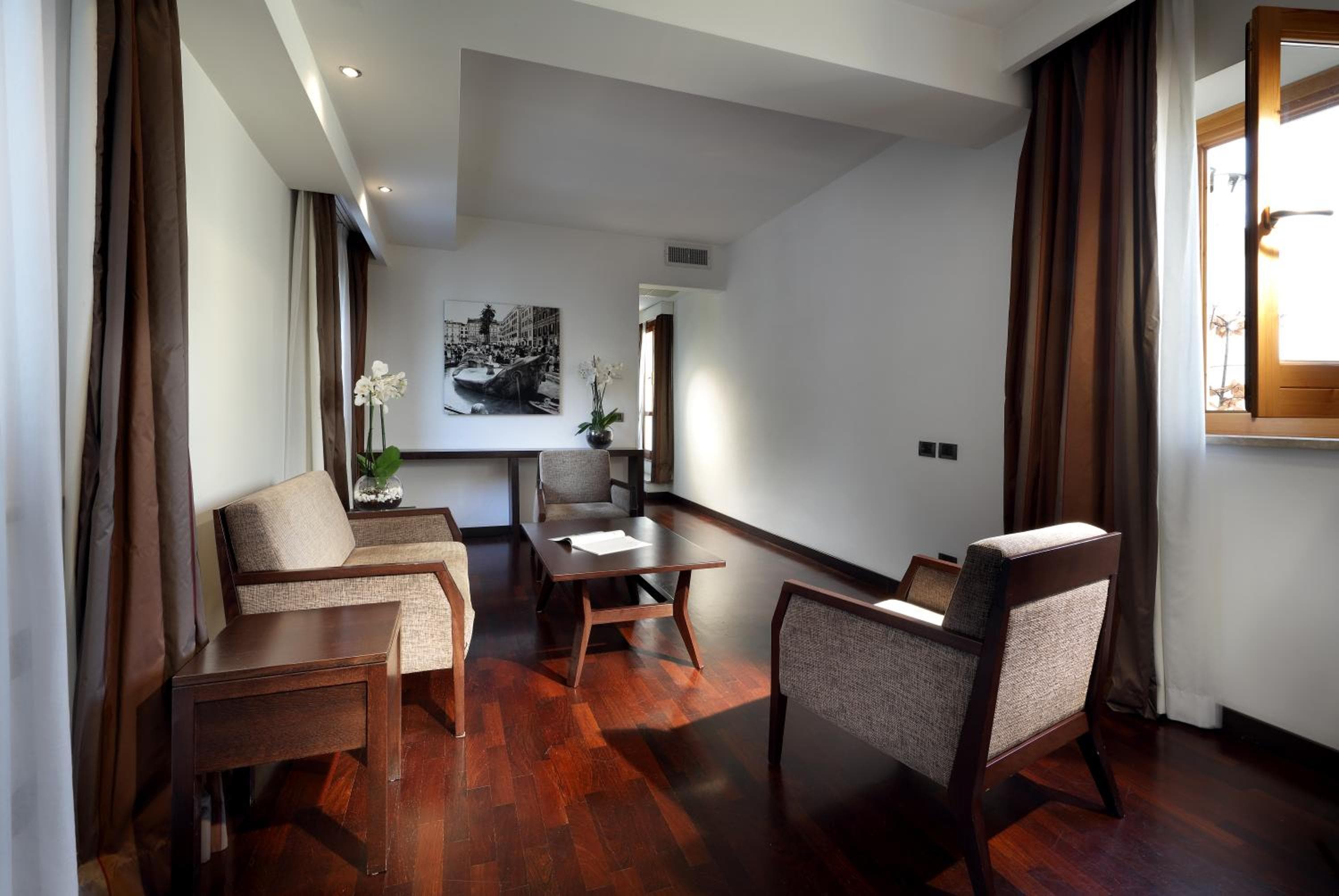 Hotel Exe International Palace — 8