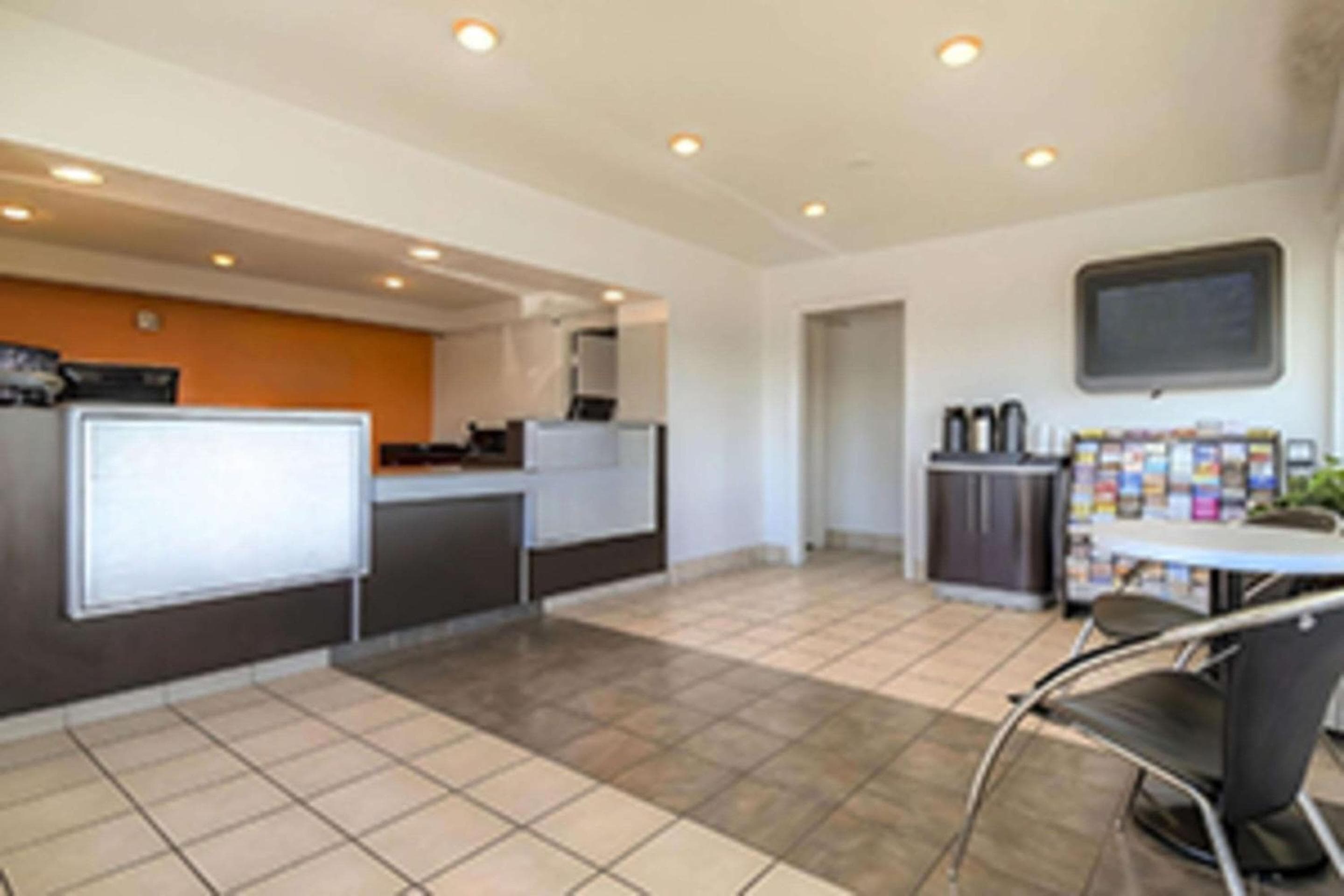 Las Vegas, NV - Boulder Highway — 3