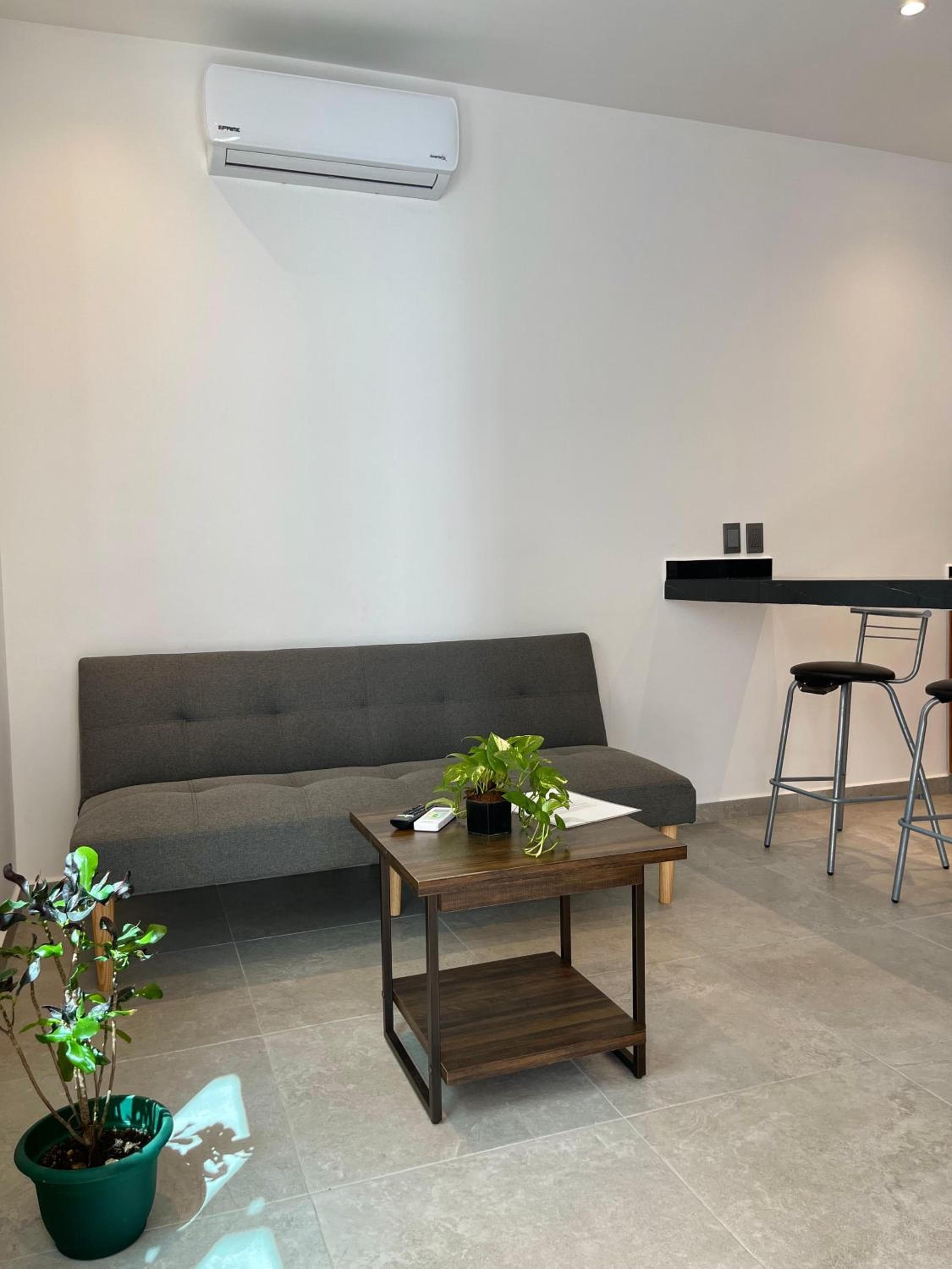 DOI 45 Apartamento — 28