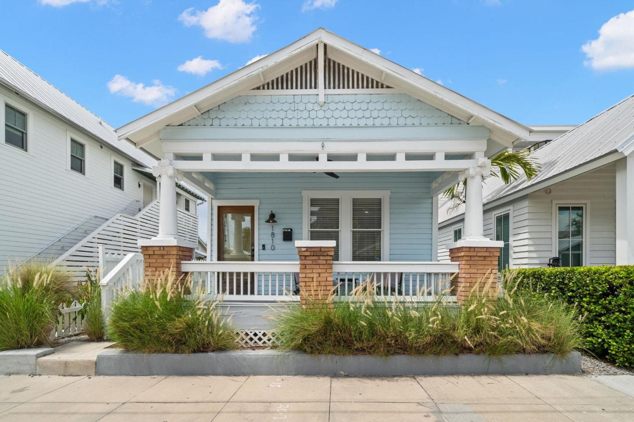 NEW! Casa Fuente - Historic "Shotgun Style" Ybor Bungalow, Steps to 7th Ave — 1