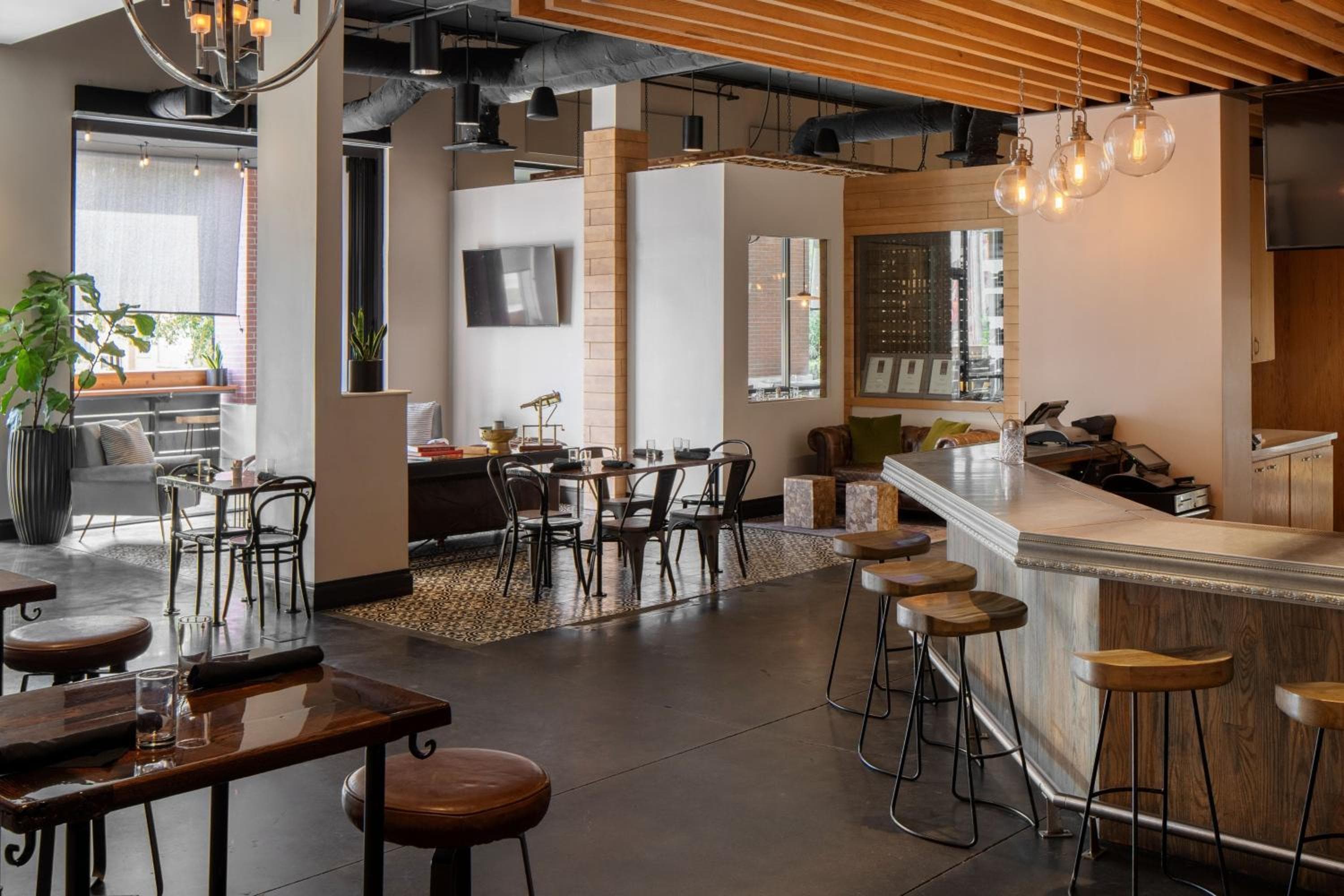 Epicurean Hotel, Autograph Collection — 22