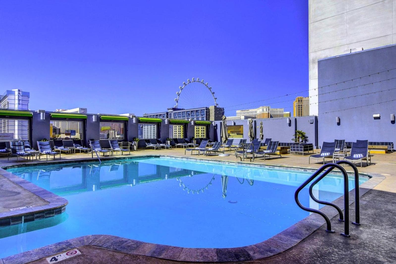 SPHERE IN HD! - 1BR Privates Retro-Condo mit PREMIUM-Aussicht — 12